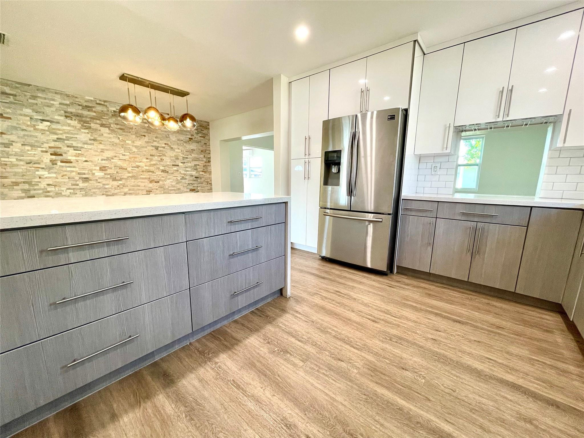 PASADENA LAKES - Residential Lease
