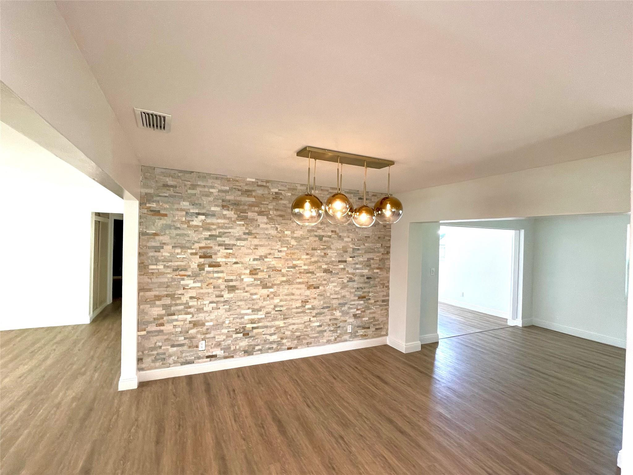 PASADENA LAKES - Residential Lease