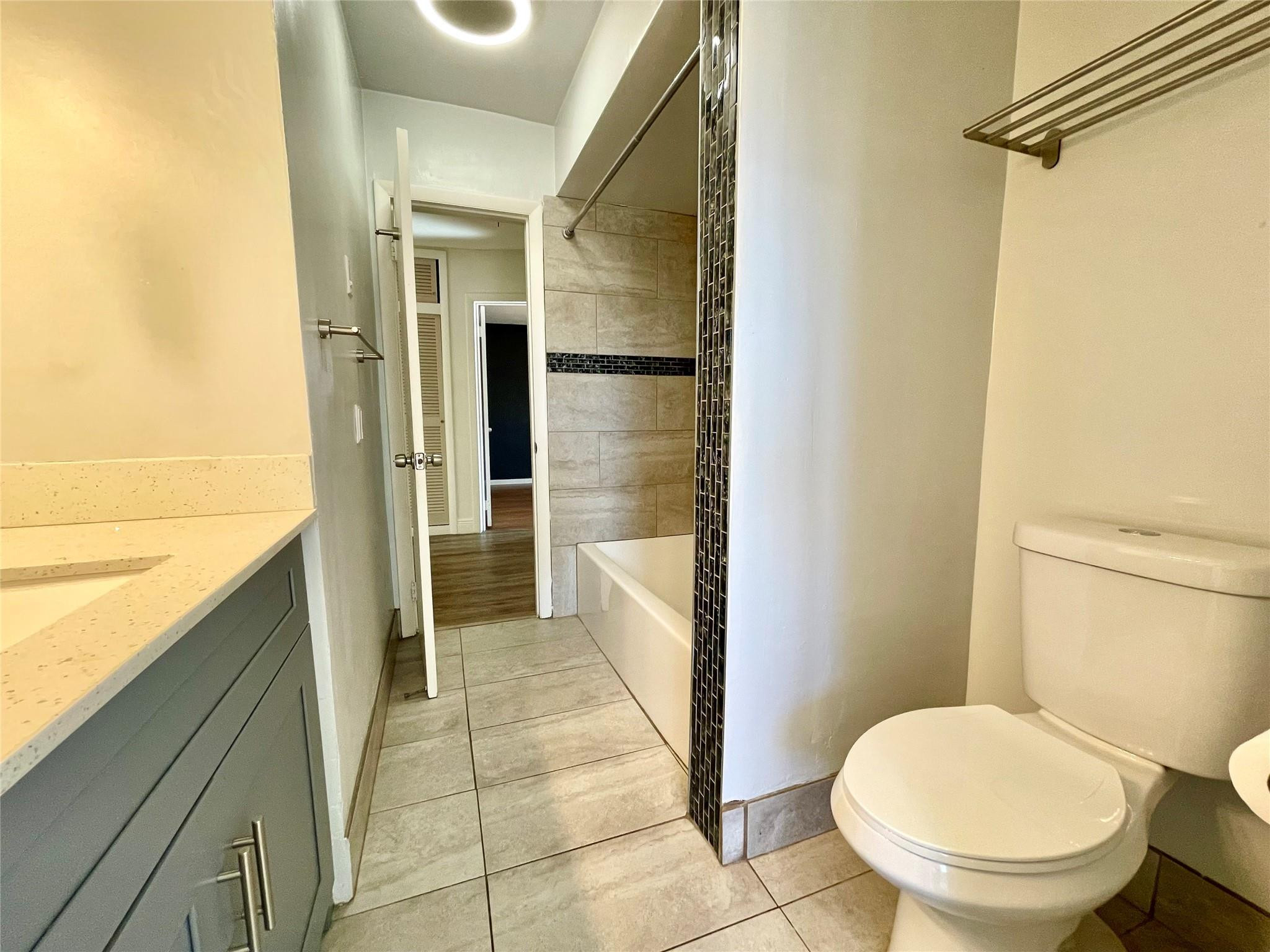 PASADENA LAKES - Residential Lease