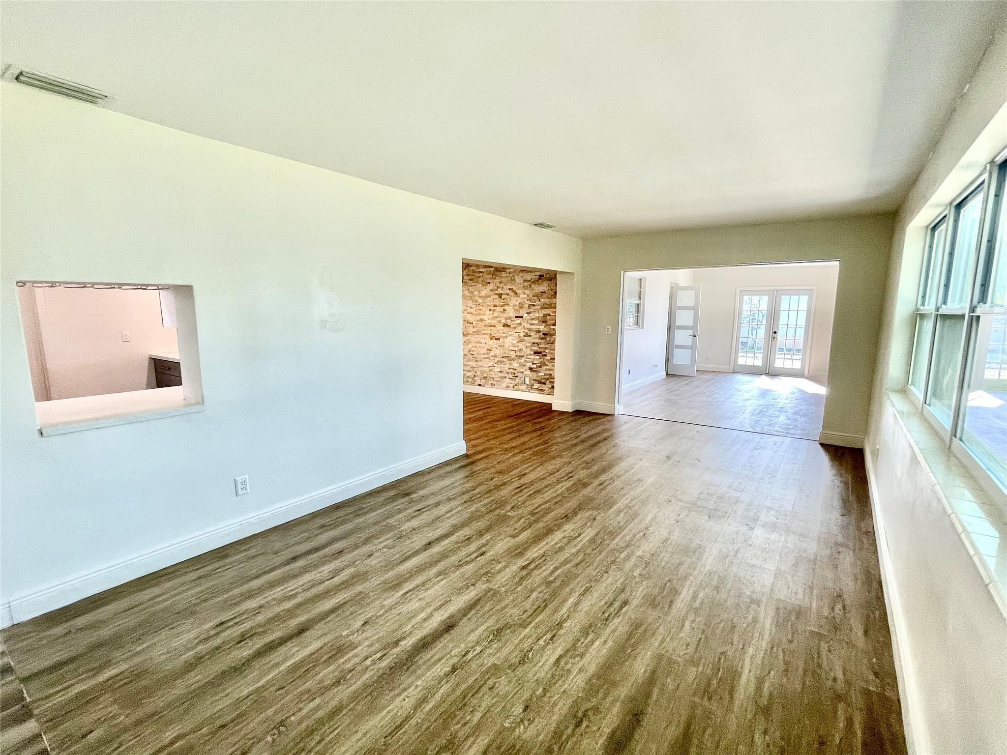 PASADENA LAKES - Residential Lease