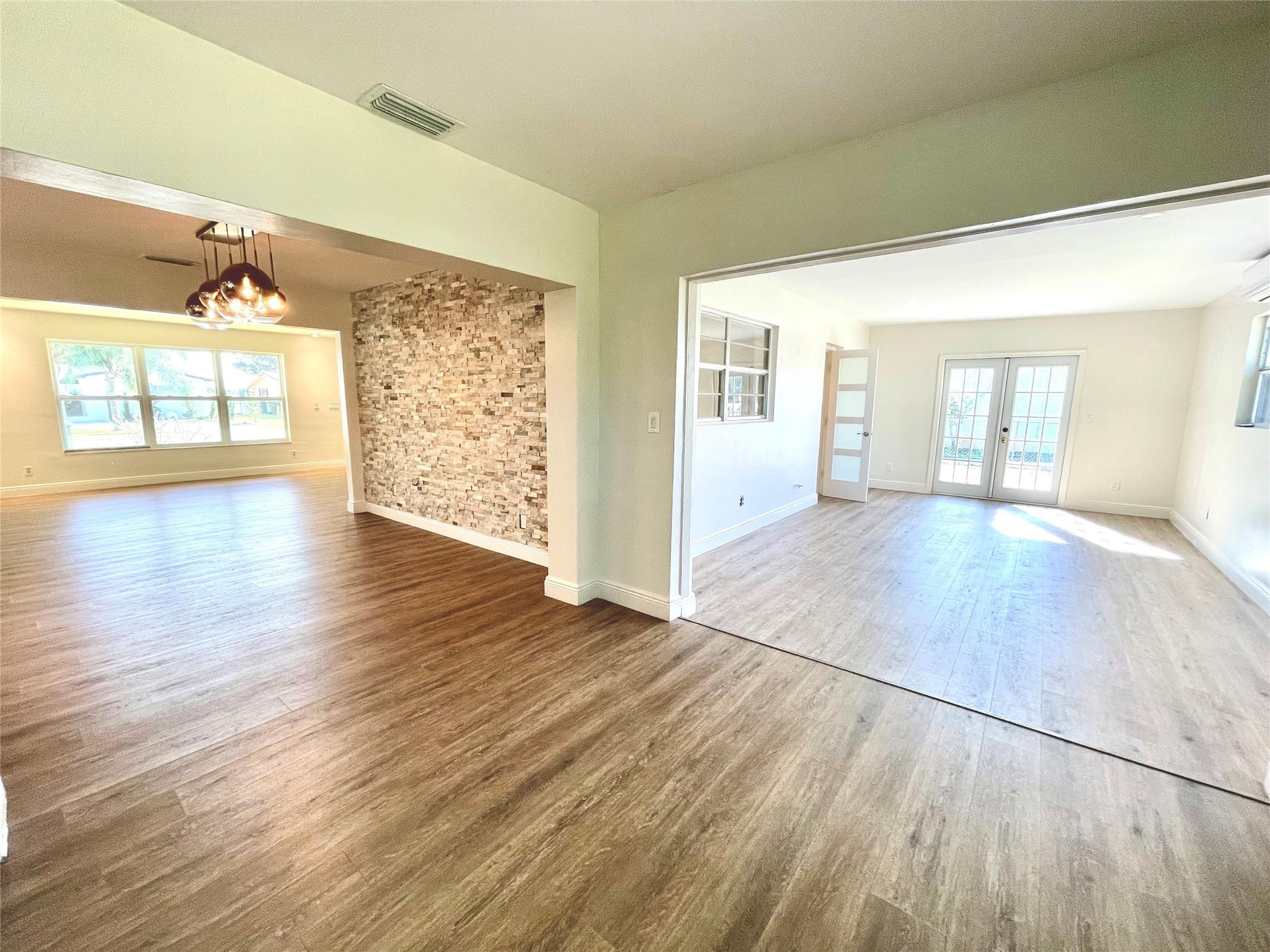 PASADENA LAKES - Residential Lease