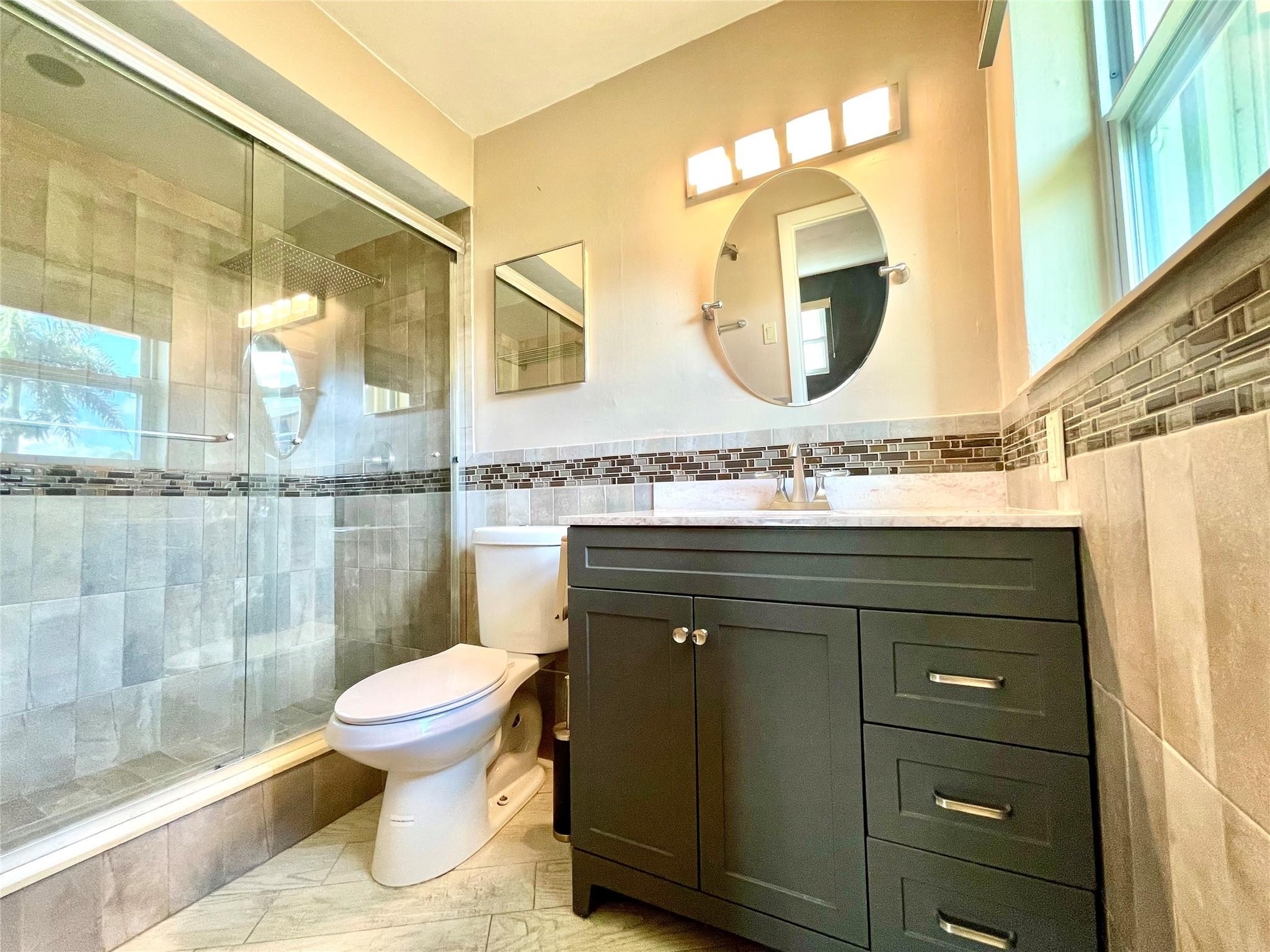 PASADENA LAKES - Residential Lease