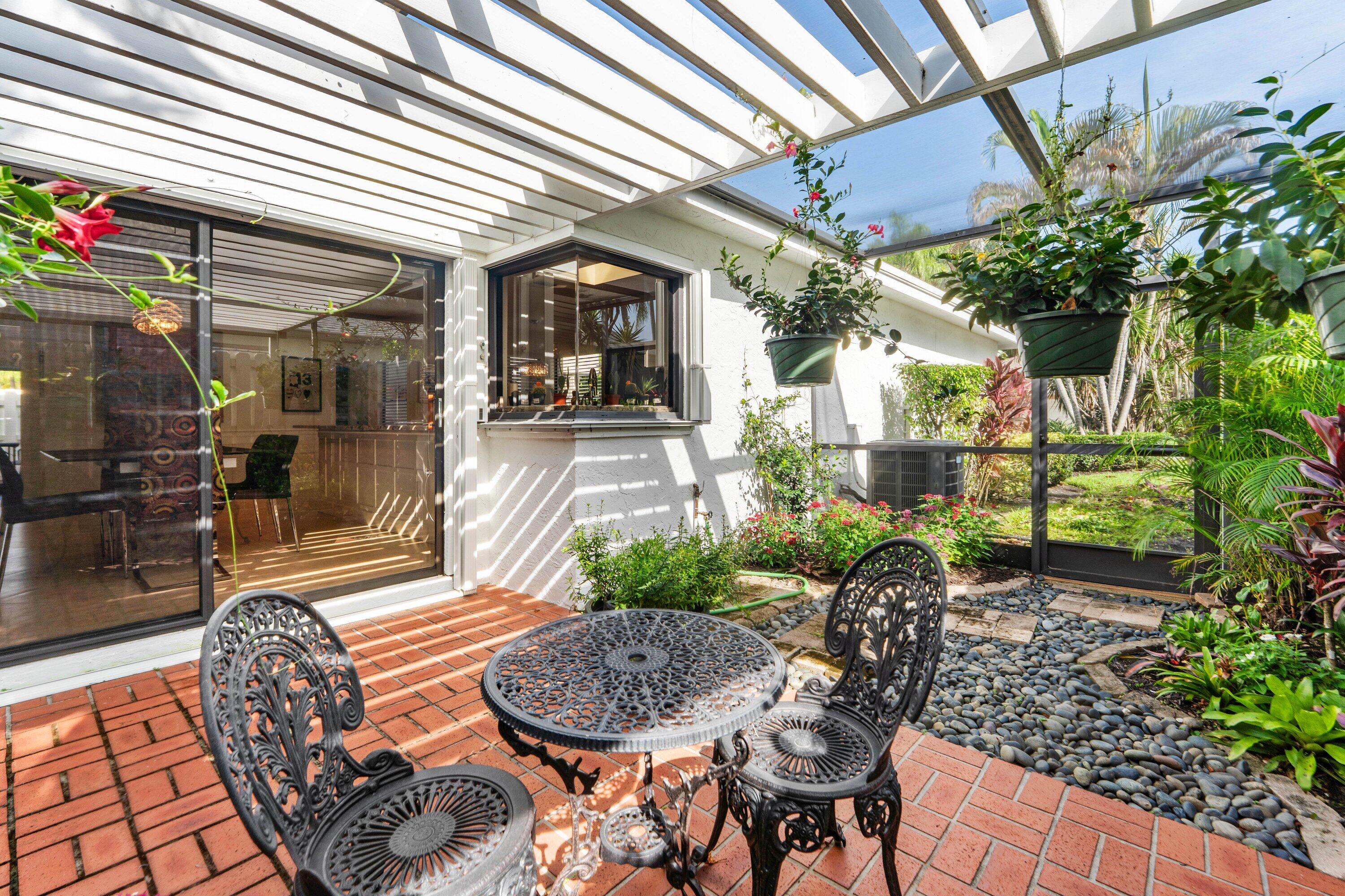 EASTPOINTE - Residential