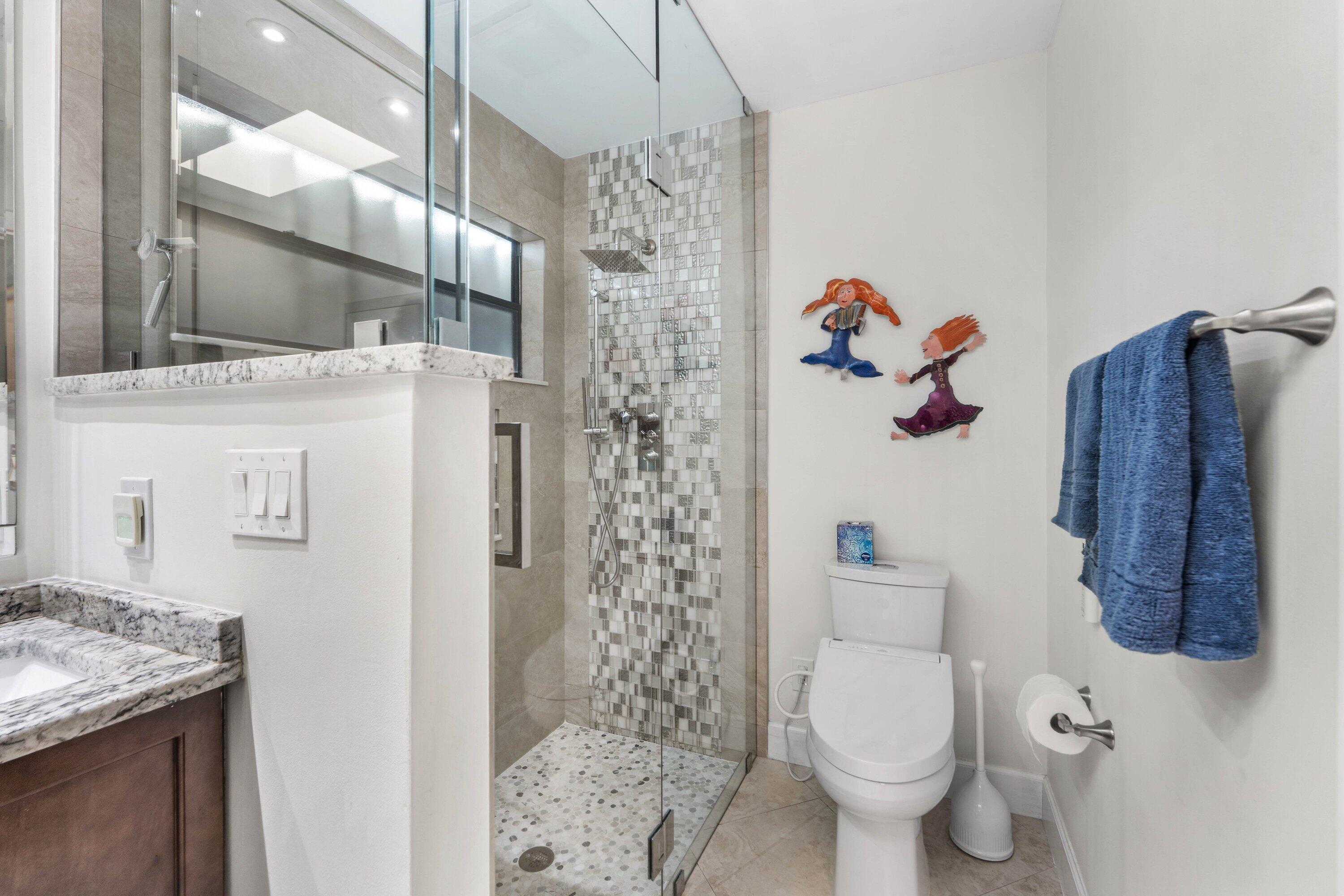 EASTPOINTE - Residential