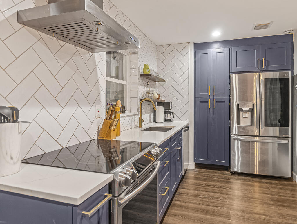 KELSEY CITY - Residential