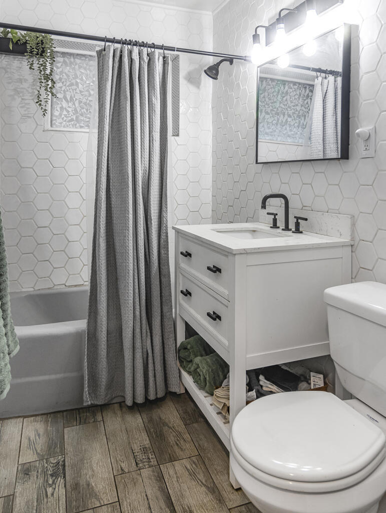 KELSEY CITY - Residential