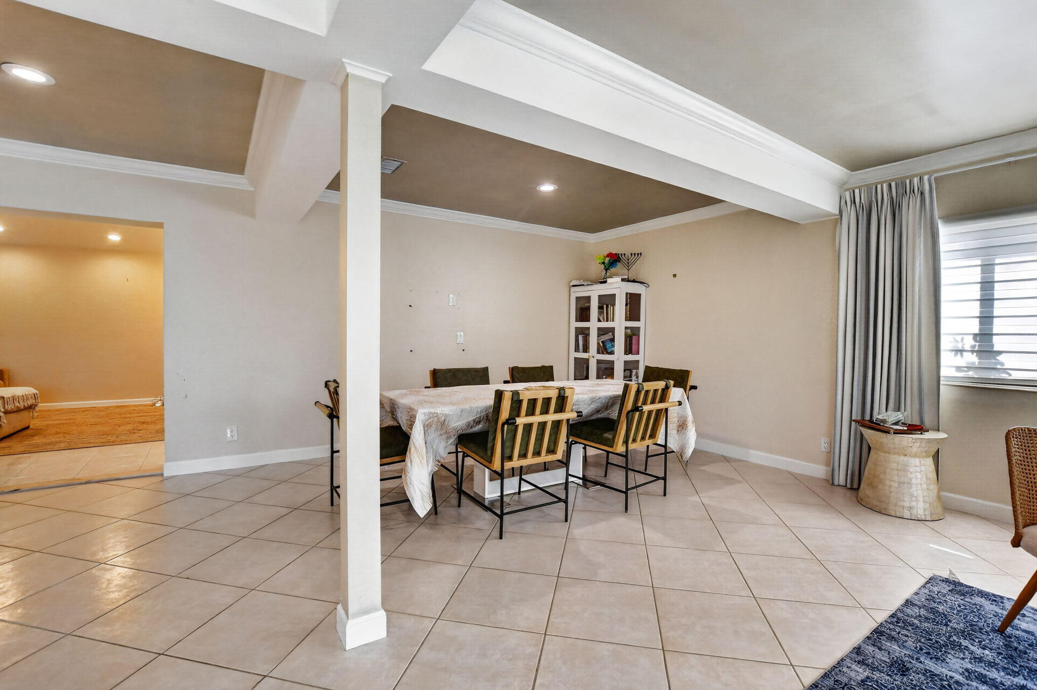 BOCA GREENS 5 - Residential
