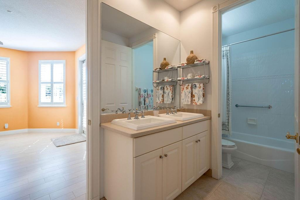 Tillotson Square - Residential