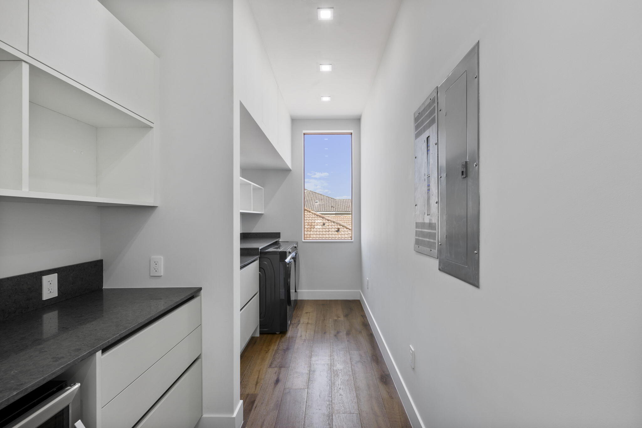 CORAL KEY VILLAS 2ND SEC - Residential