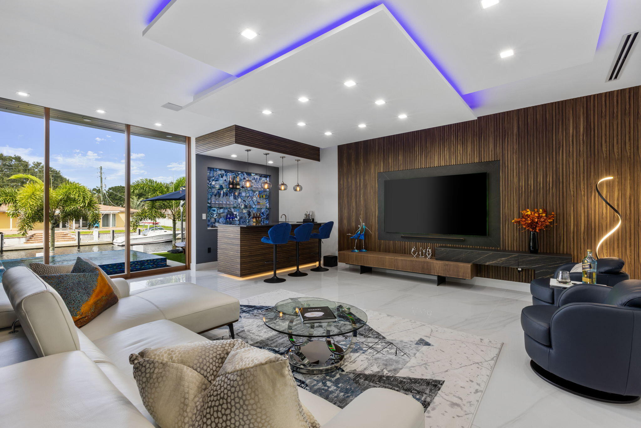 CORAL KEY VILLAS 2ND SEC - Residential