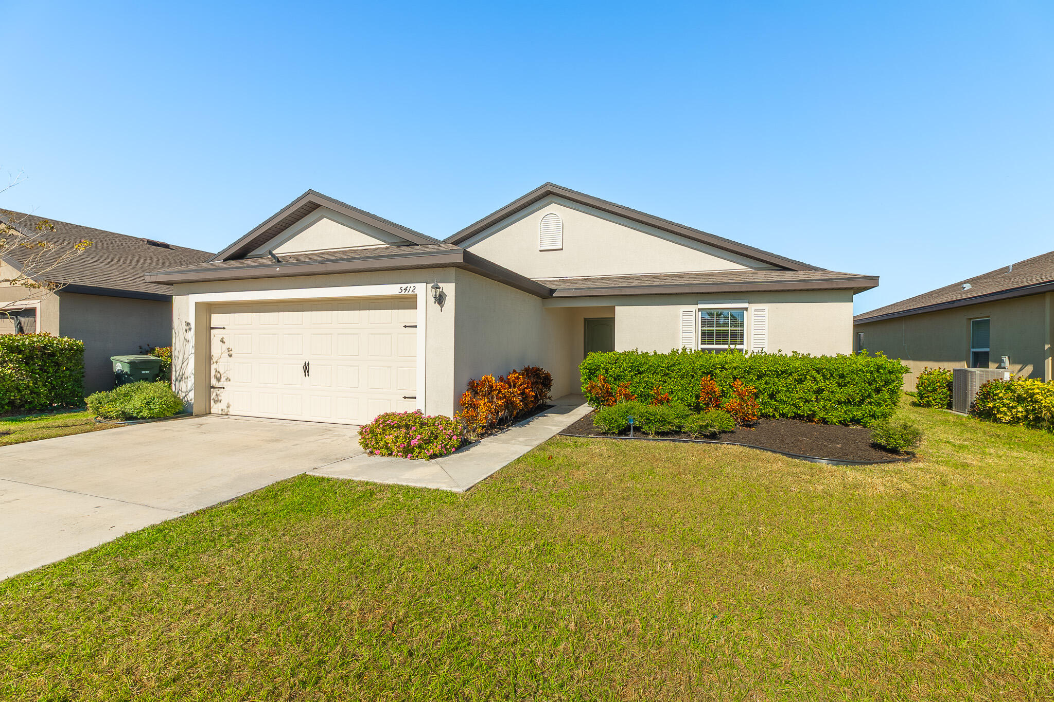CELEBRATION POINTE - Residential