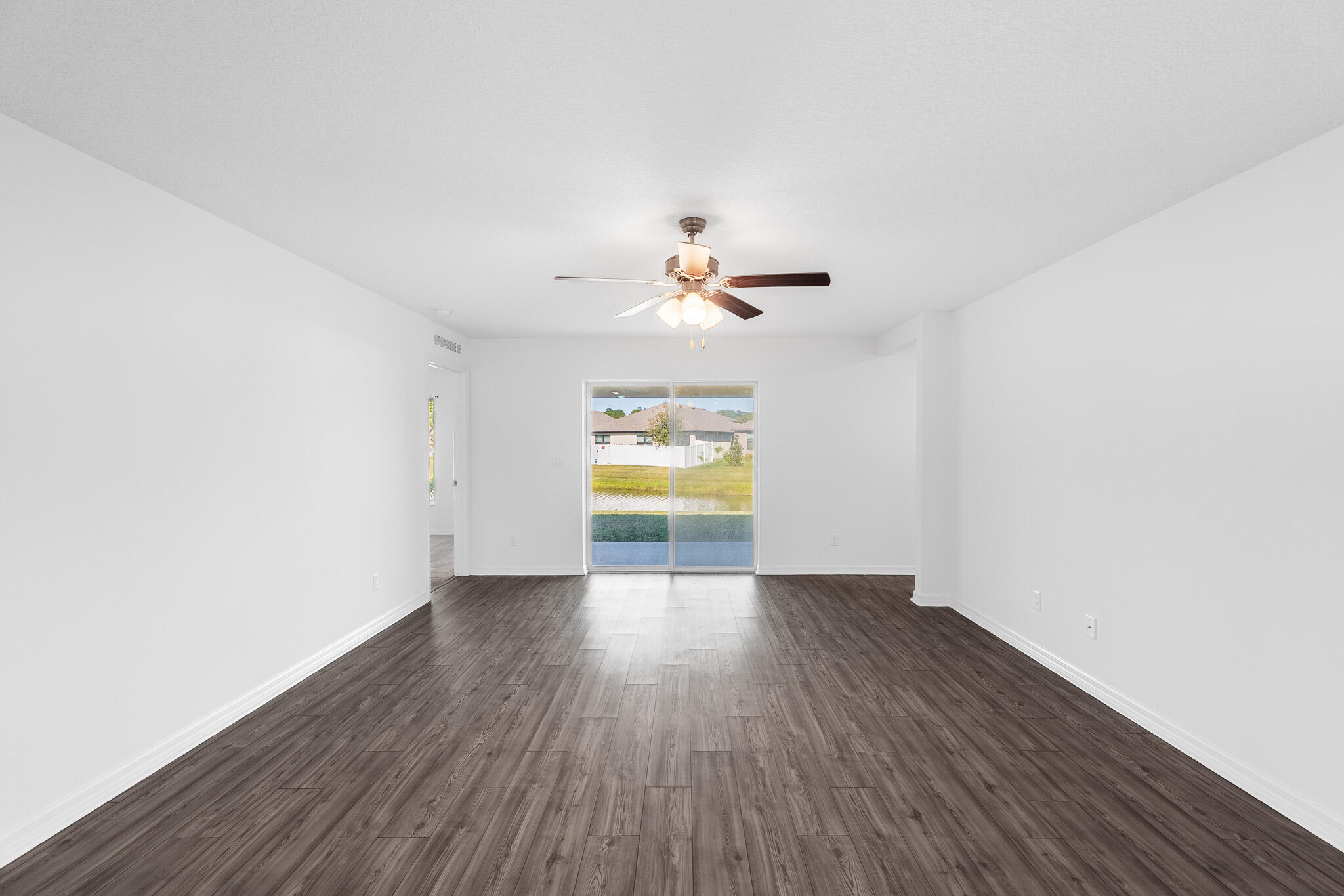 CELEBRATION POINTE - Residential