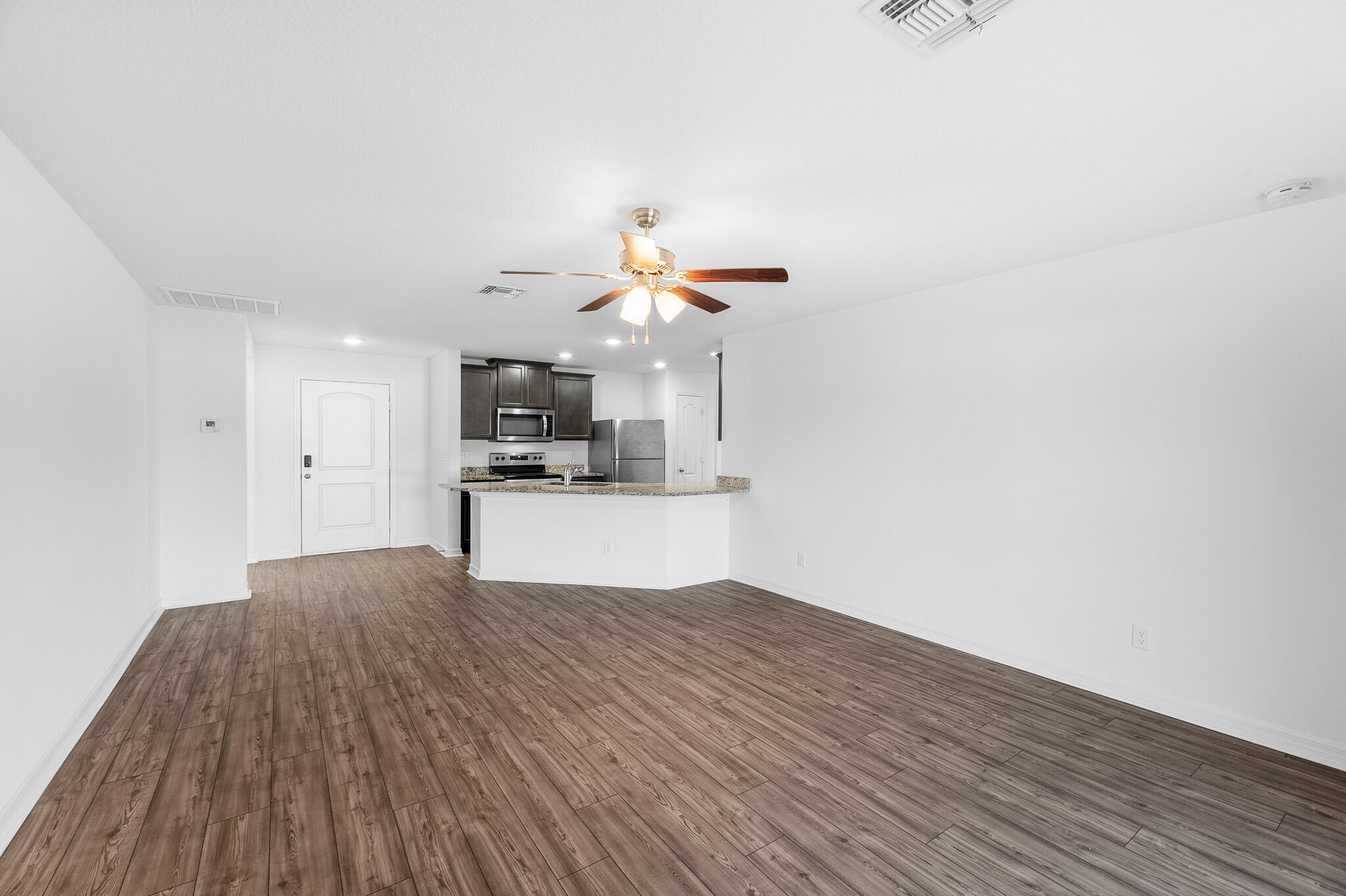 CELEBRATION POINTE - Residential