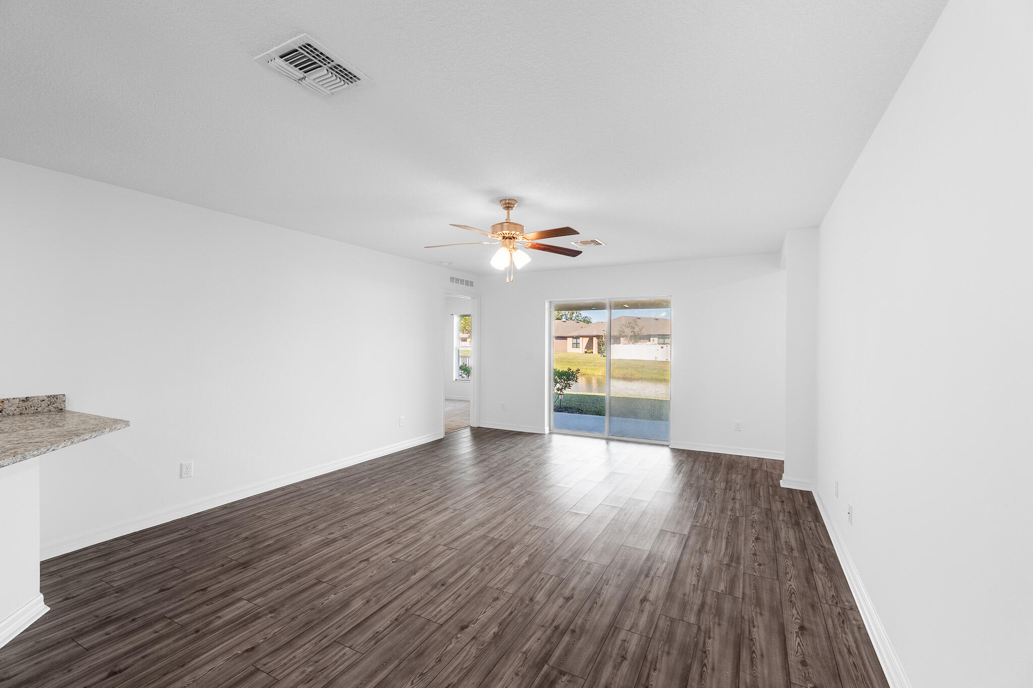 CELEBRATION POINTE - Residential