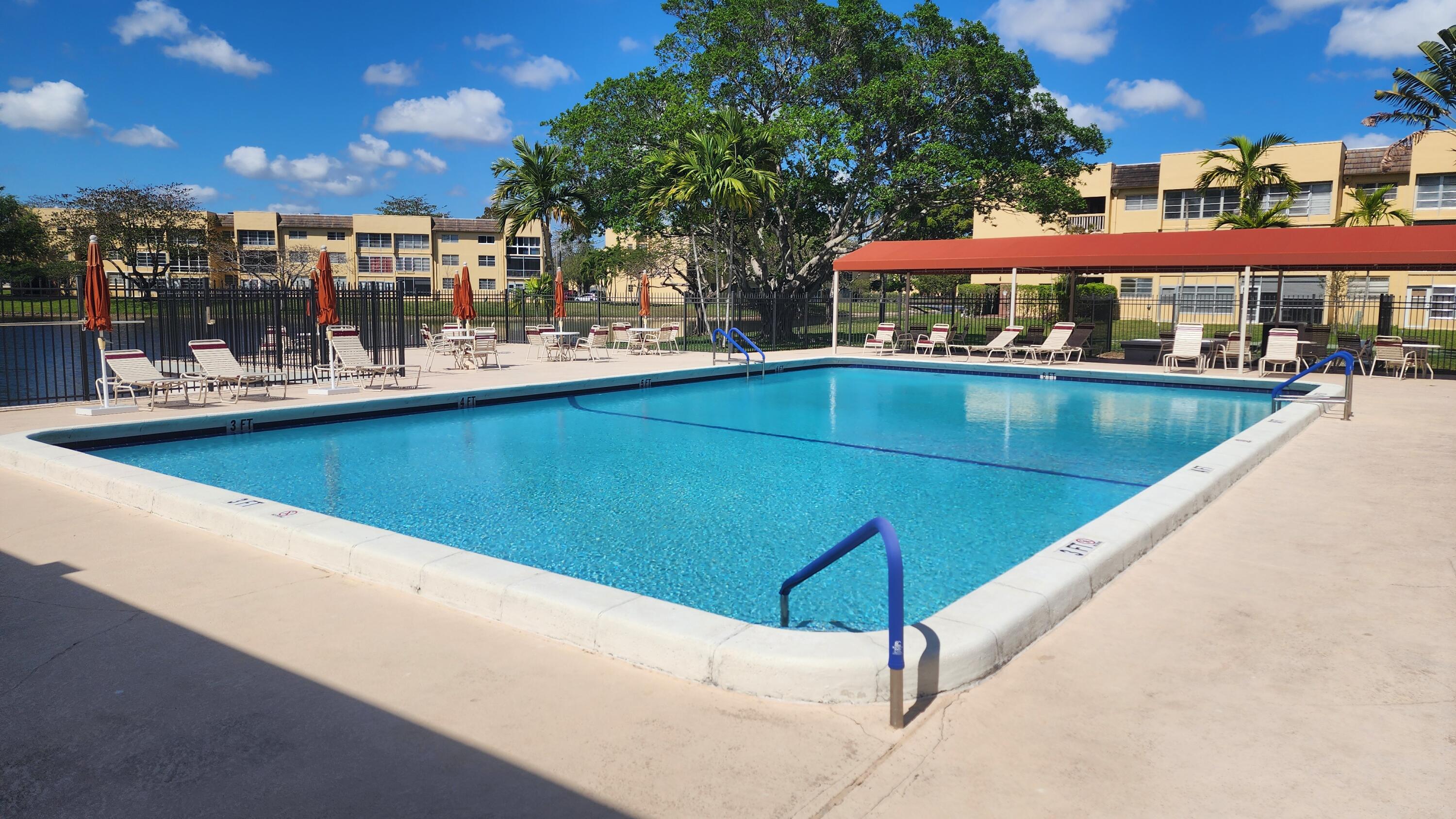 BERMUDA CLUB SEVEN CONDO - Residential