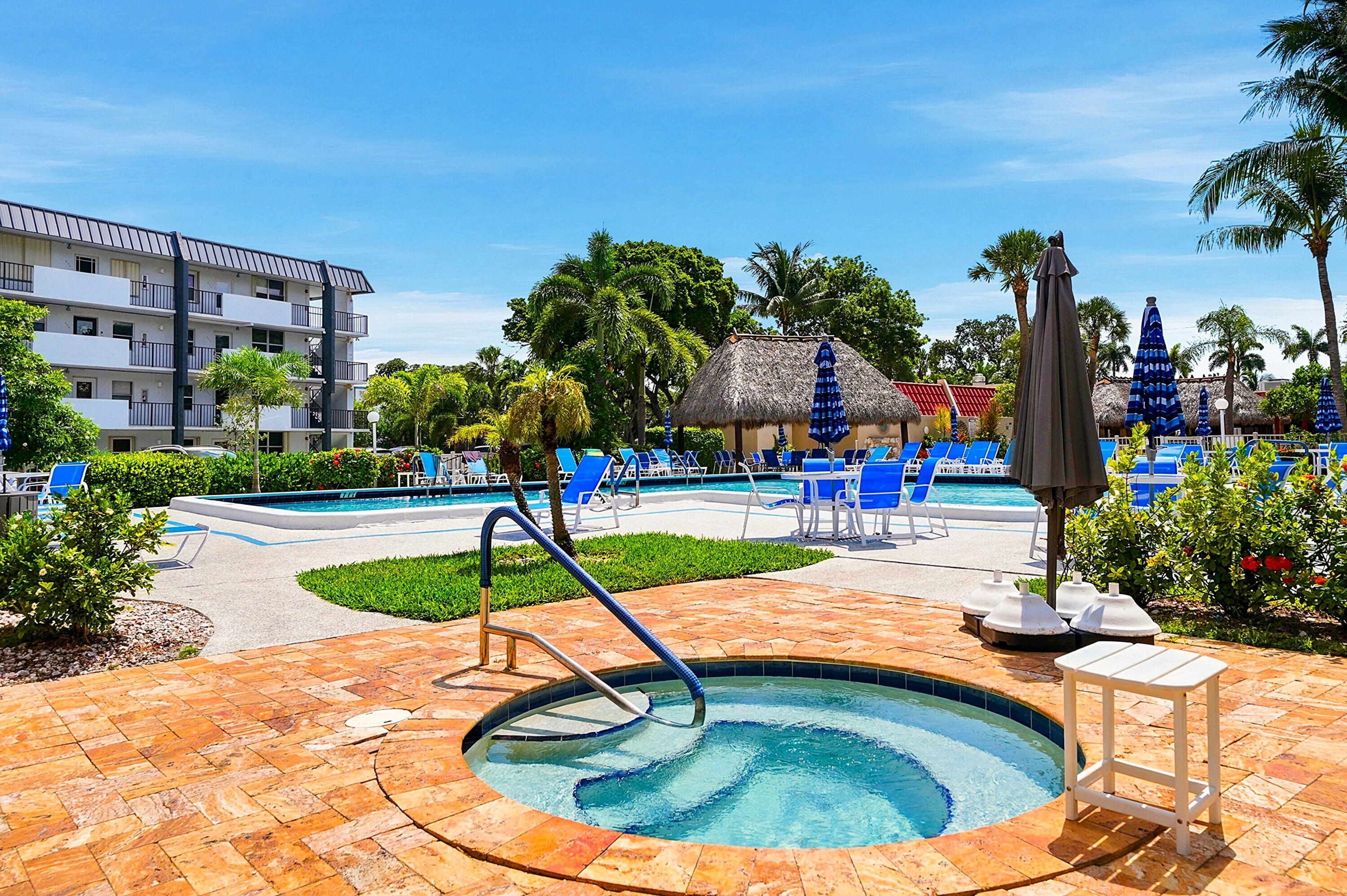ISLAND CLUB FOUR CONDO - Residential