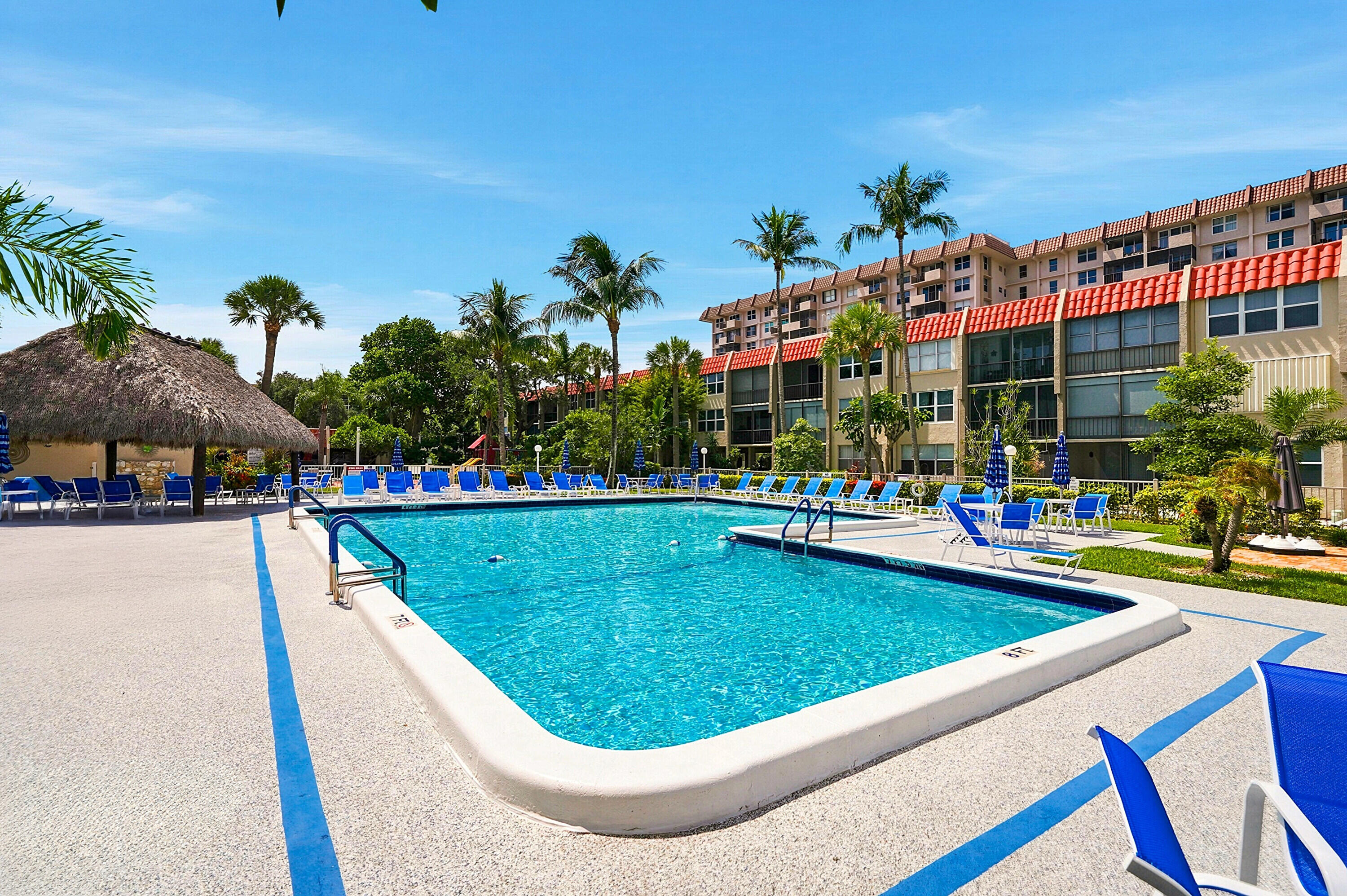 ISLAND CLUB FOUR CONDO - Residential