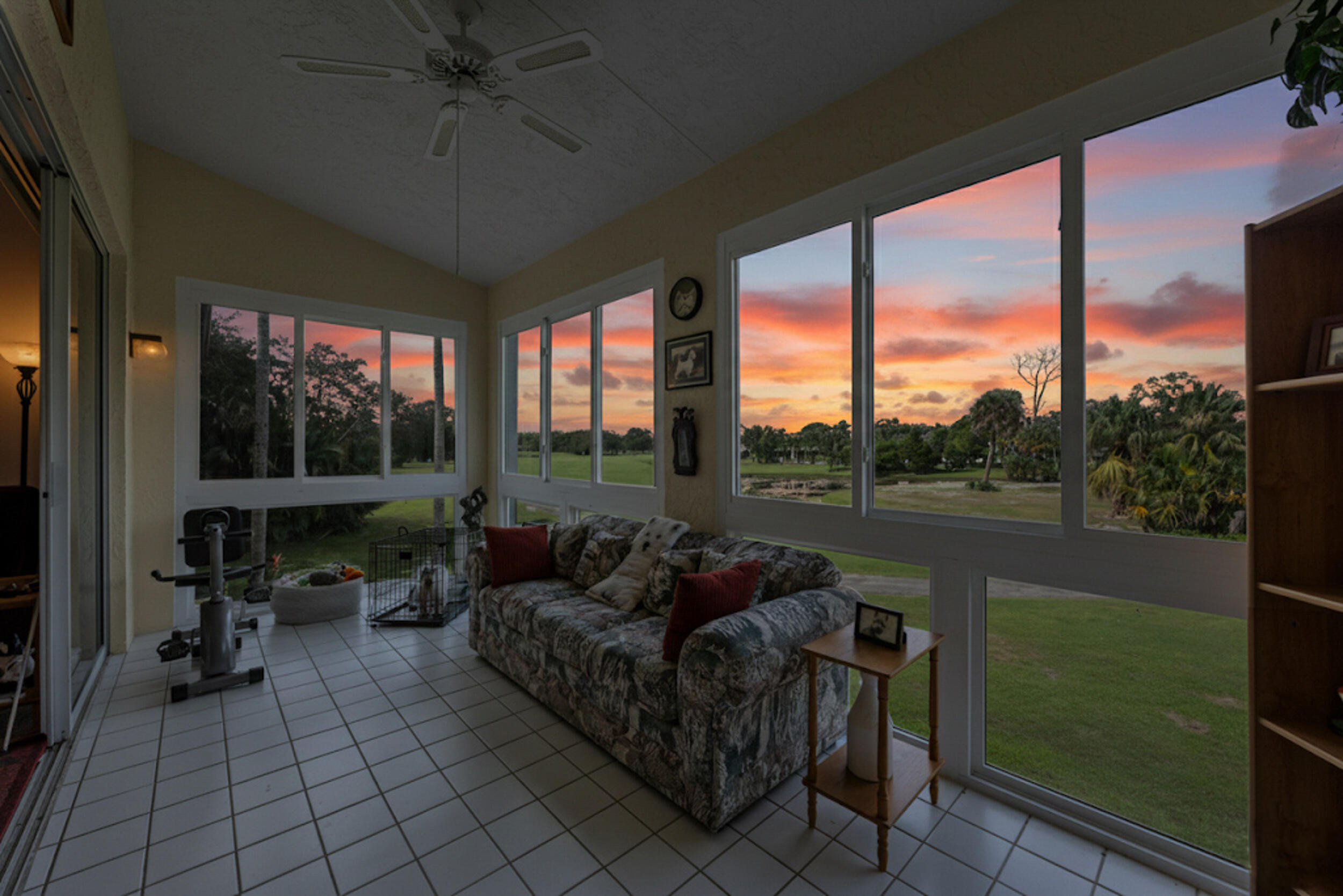 ST ANDREWS GLEN CONDO - Residential