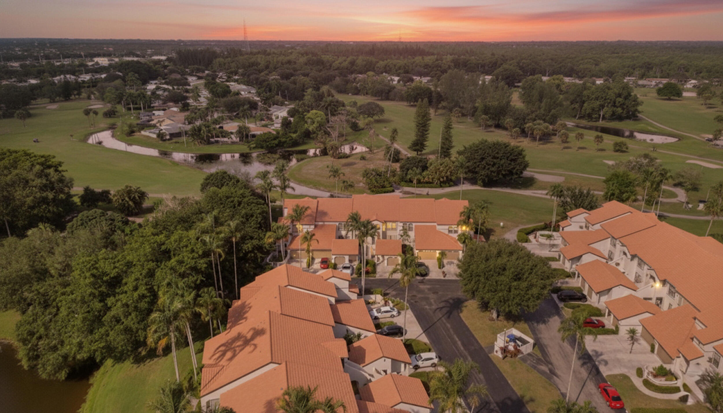 ST ANDREWS GLEN CONDO - Residential