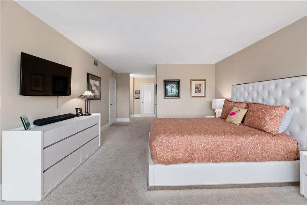 Hampton Beach Club - Residential