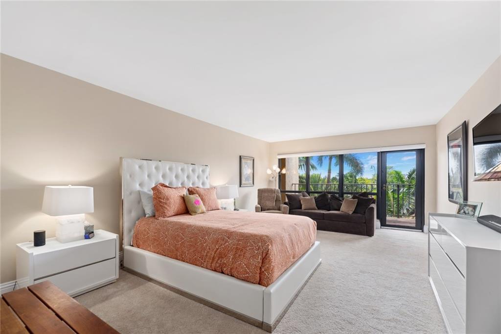 Hampton Beach Club - Residential