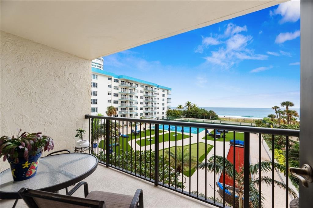 Hampton Beach Club - Residential