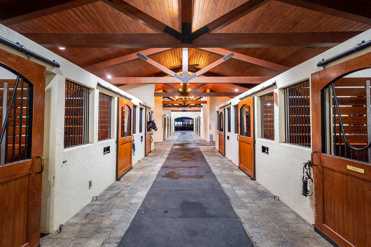 PALM BEACH POINT - Residential