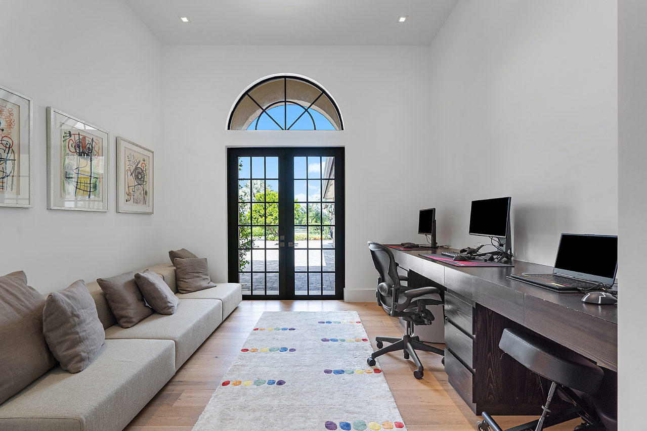 PALM BEACH POINT - Residential
