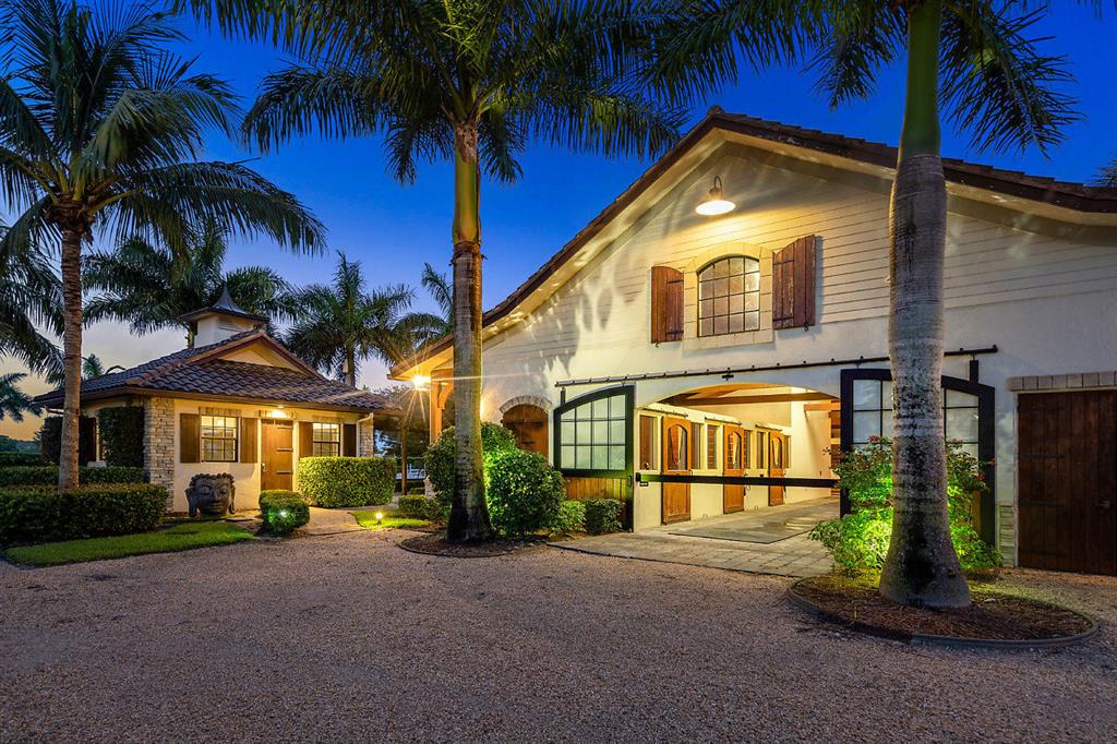 PALM BEACH POINT - Residential