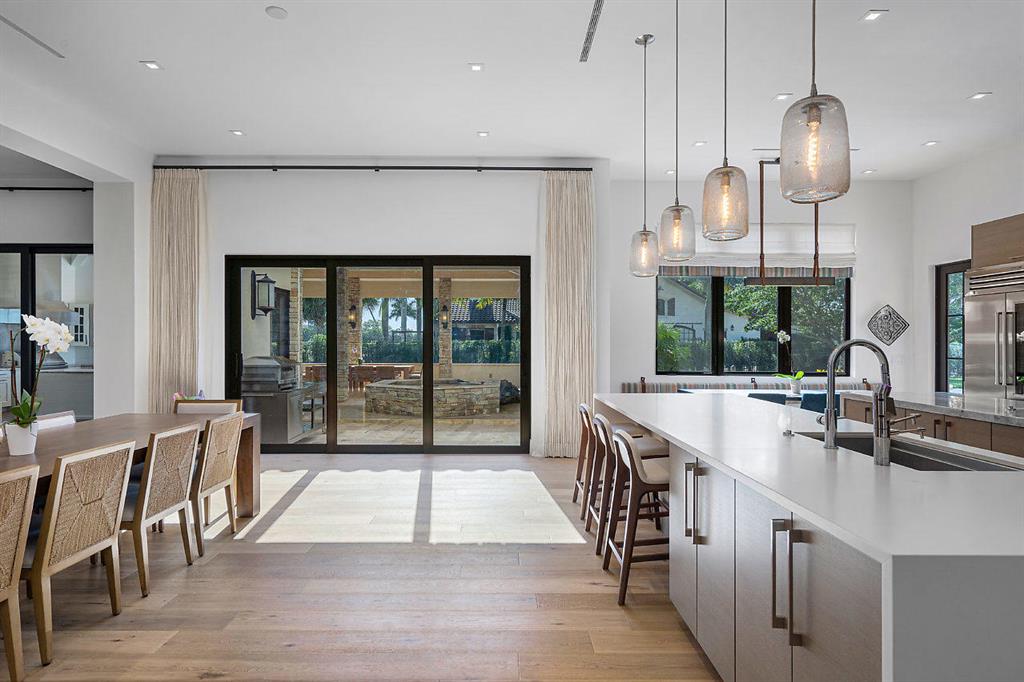 PALM BEACH POINT - Residential