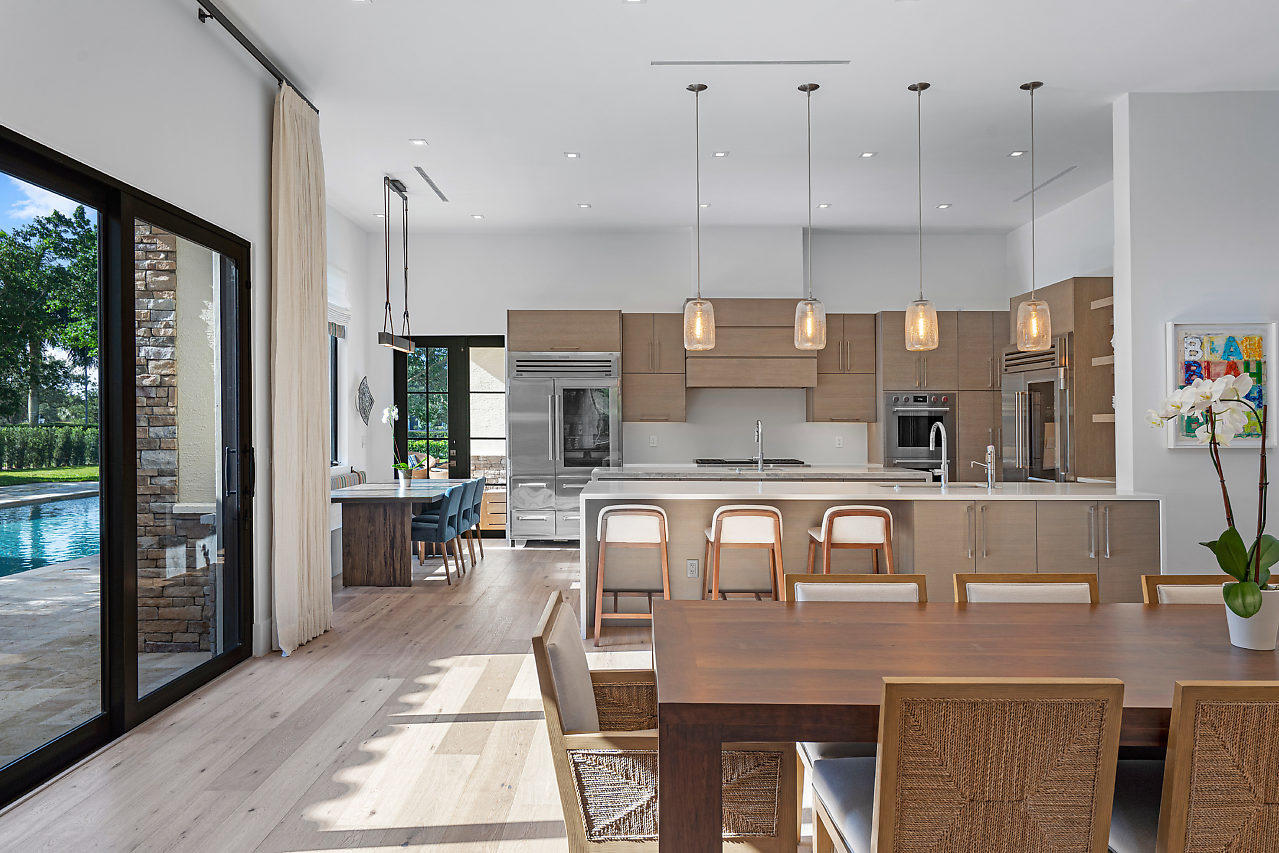 PALM BEACH POINT - Residential