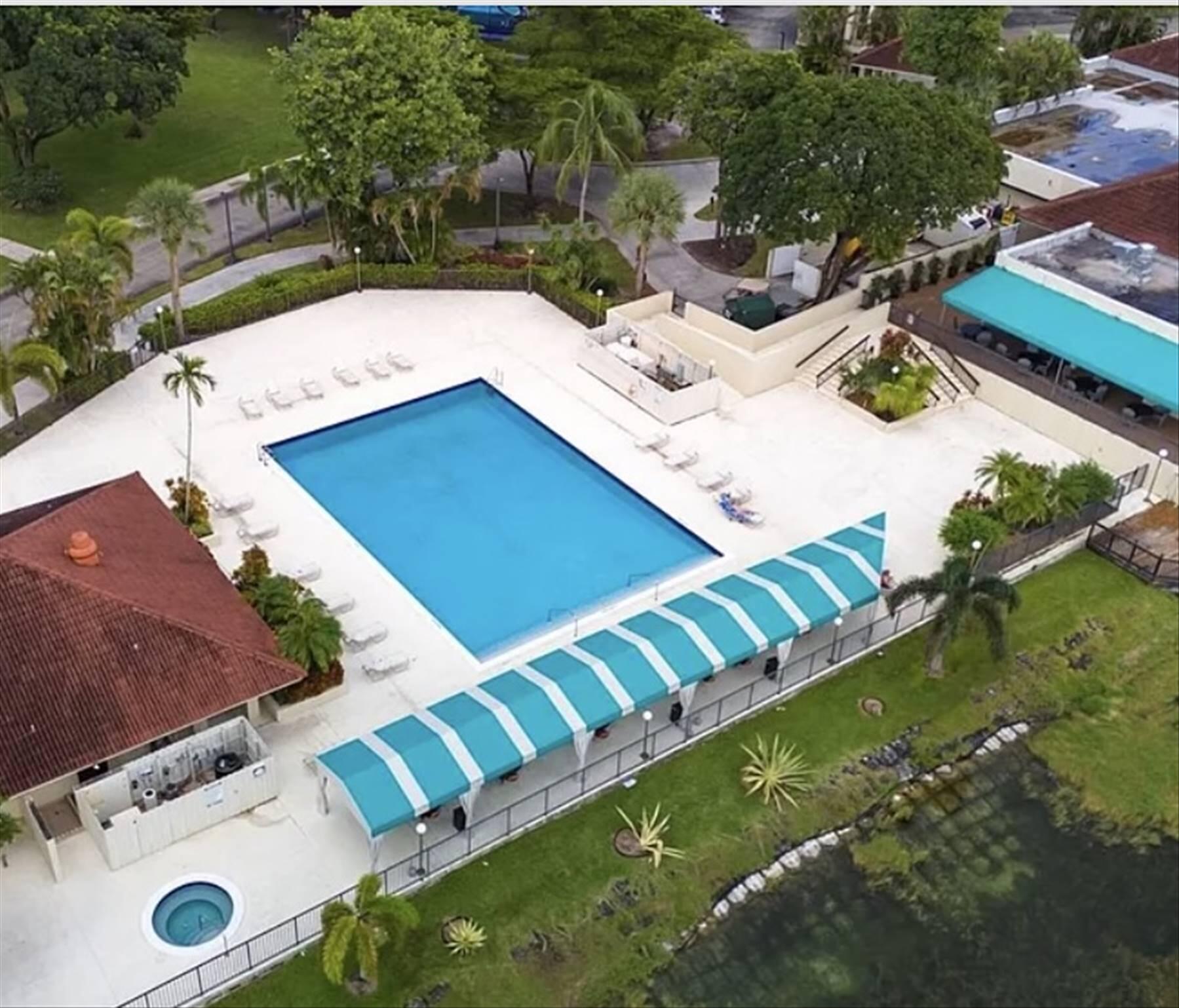 LAKE EMERALD CONDOMINIUM NO SIX - Residential