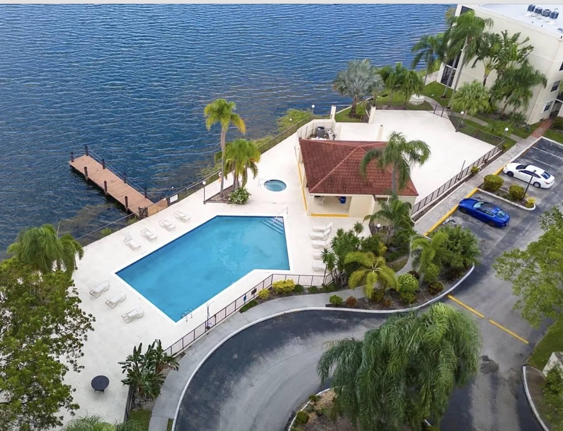 LAKE EMERALD CONDOMINIUM NO SIX - Residential