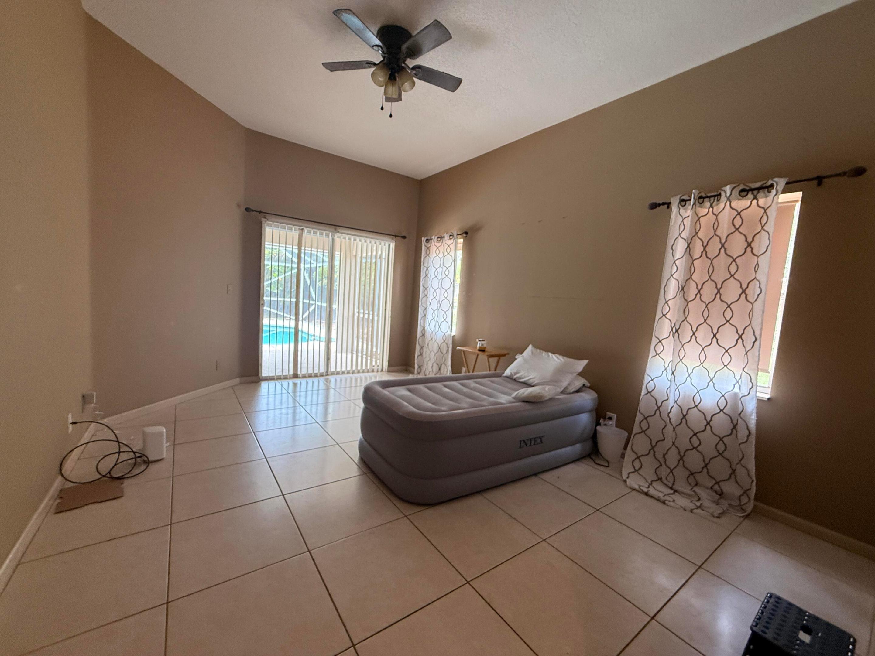 WEST PALM BEACH Ms Montas Worker Pender - Residential