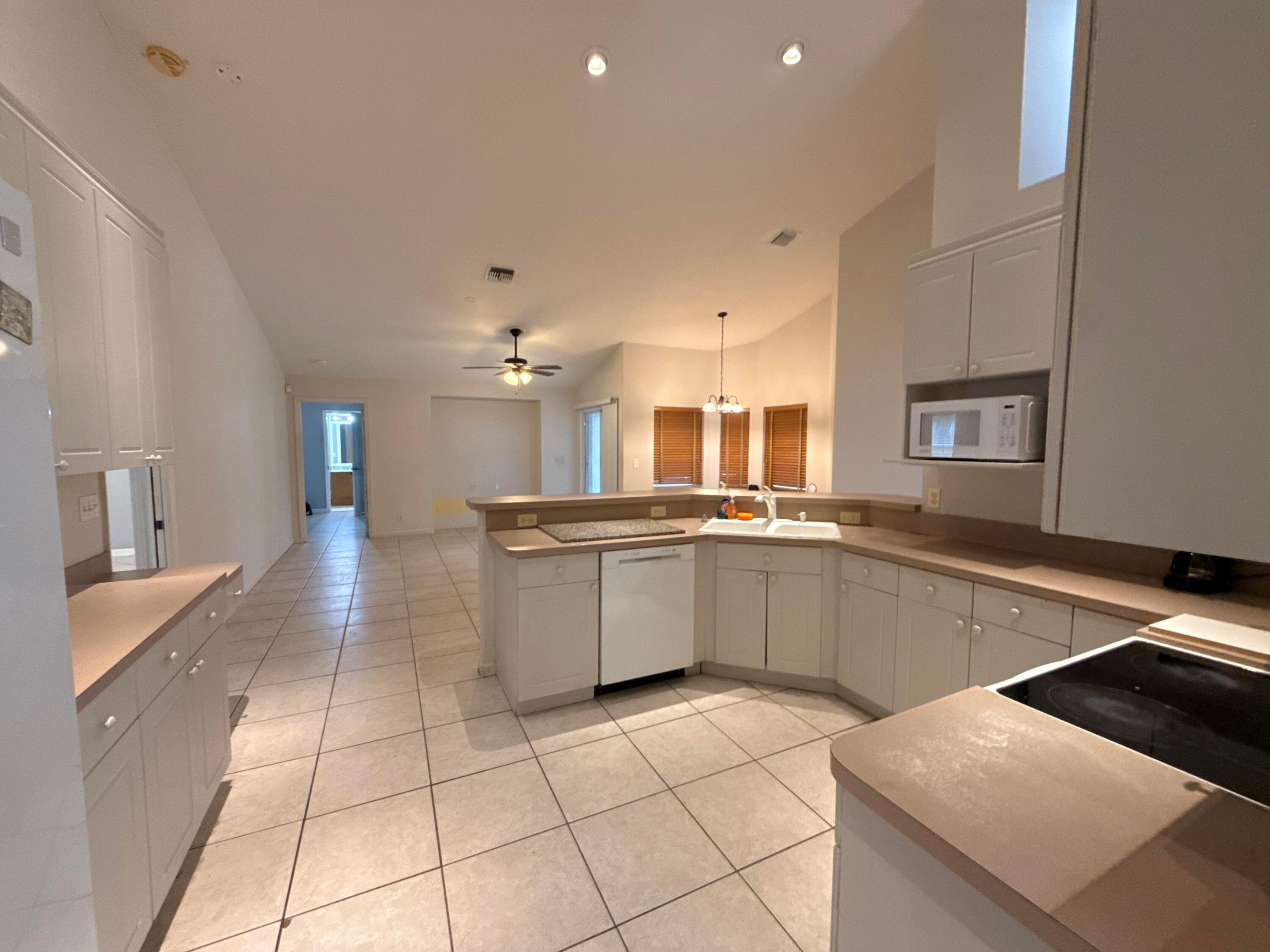 WEST PALM BEACH Ms Montas Worker Pender - Residential