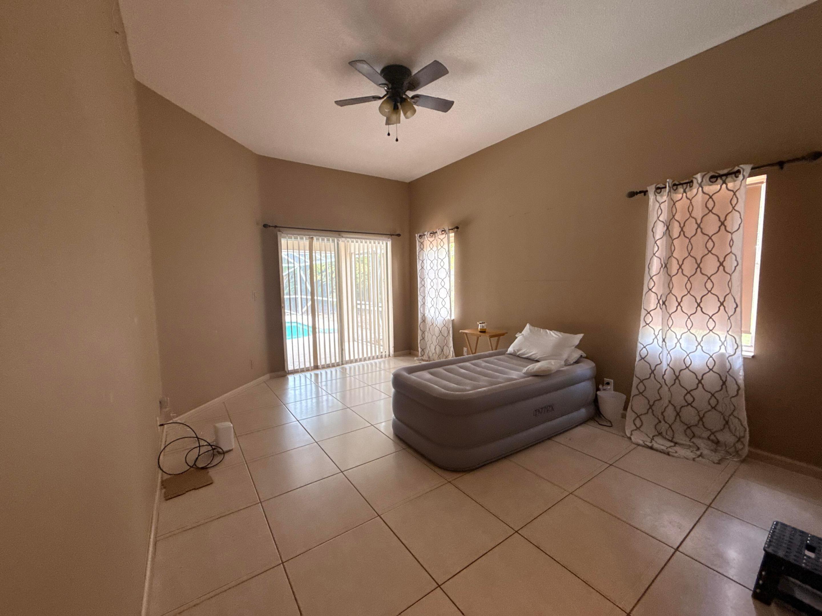 WEST PALM BEACH Ms Montas Worker Pender - Residential