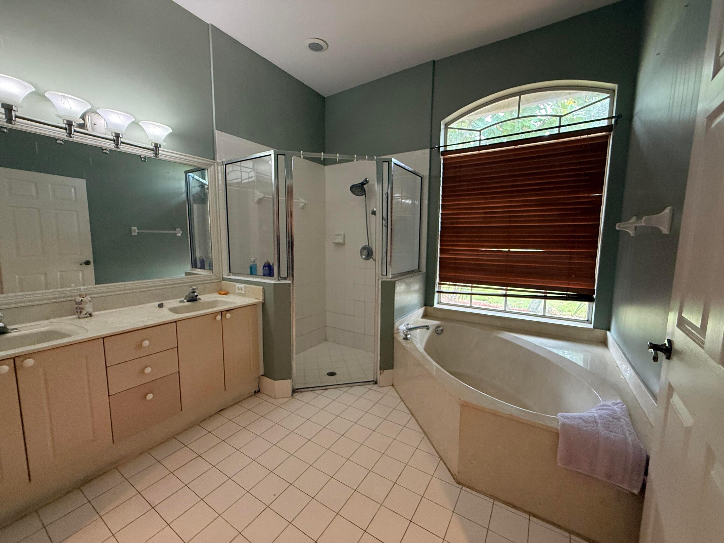 WEST PALM BEACH Ms Montas Worker Pender - Residential