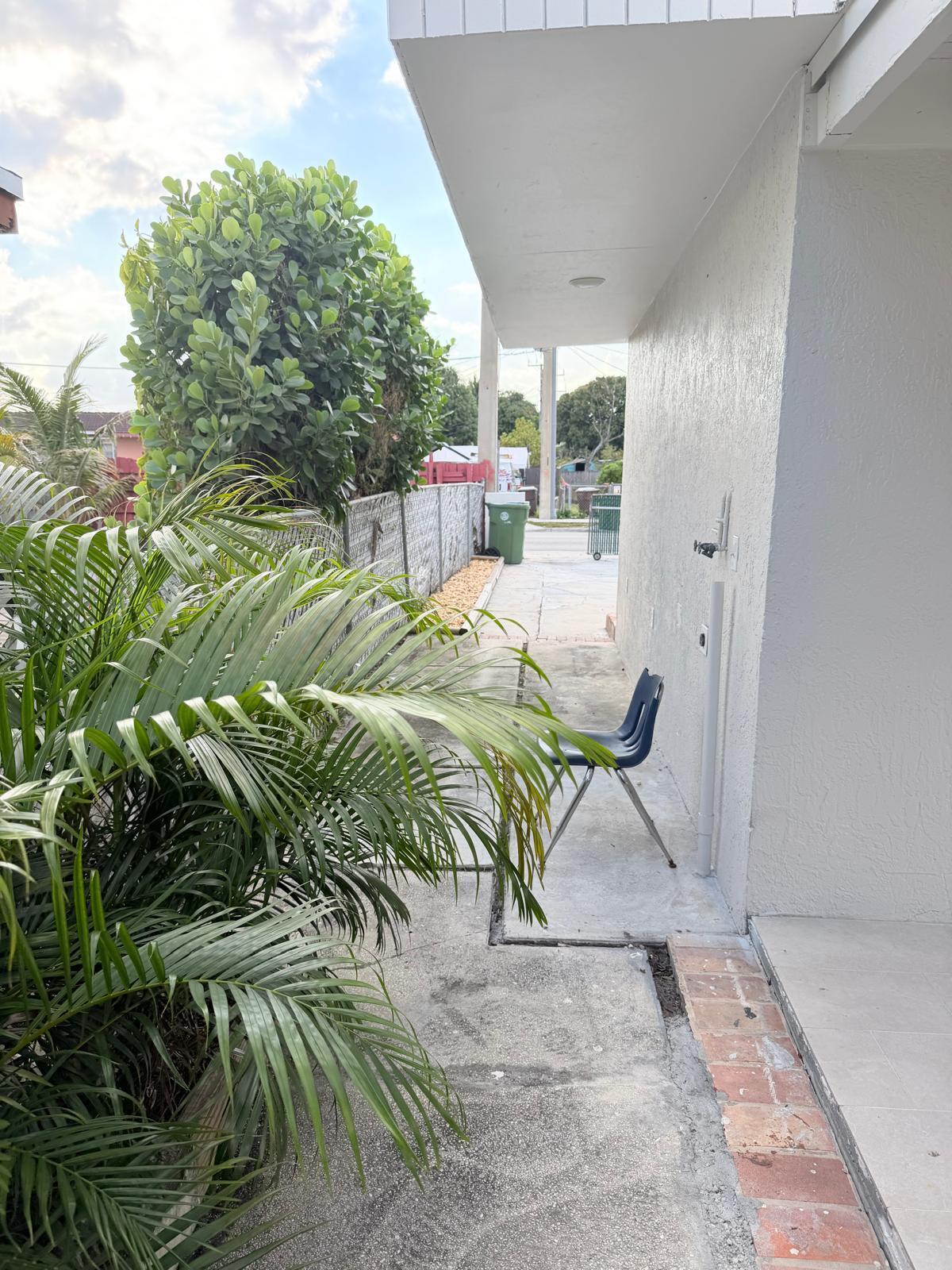 RESUB OF FAWSIDE GDN ESTATES - Residential Lease