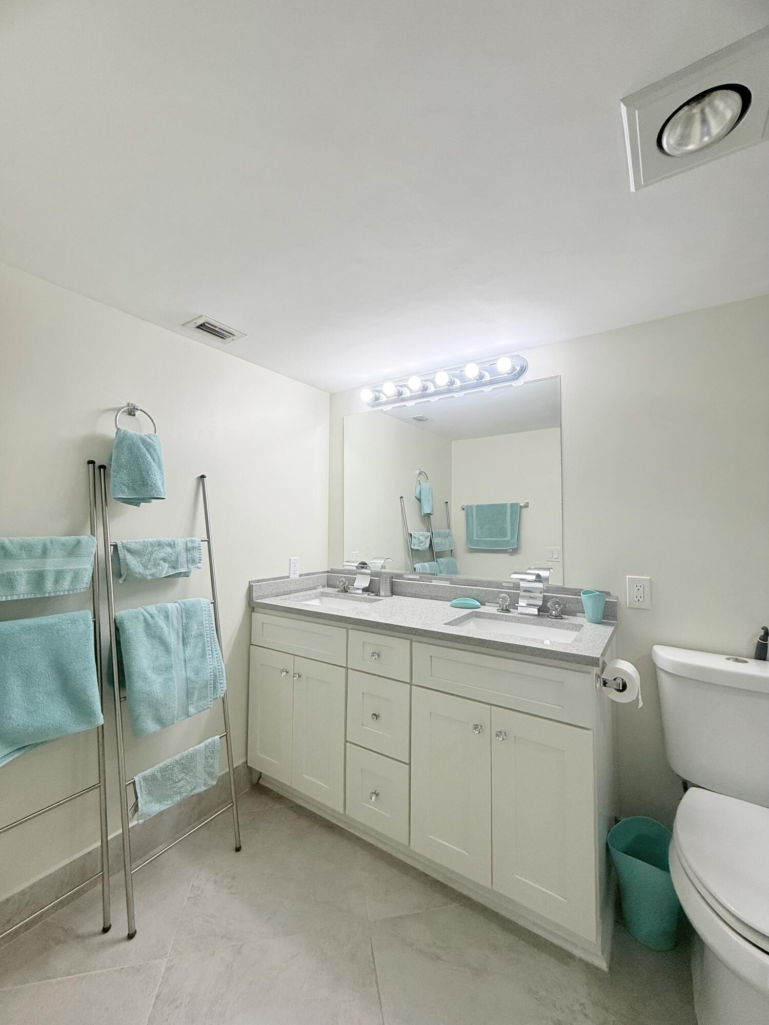 LUCAYA VILLAGE 1-B CONDO - Residential