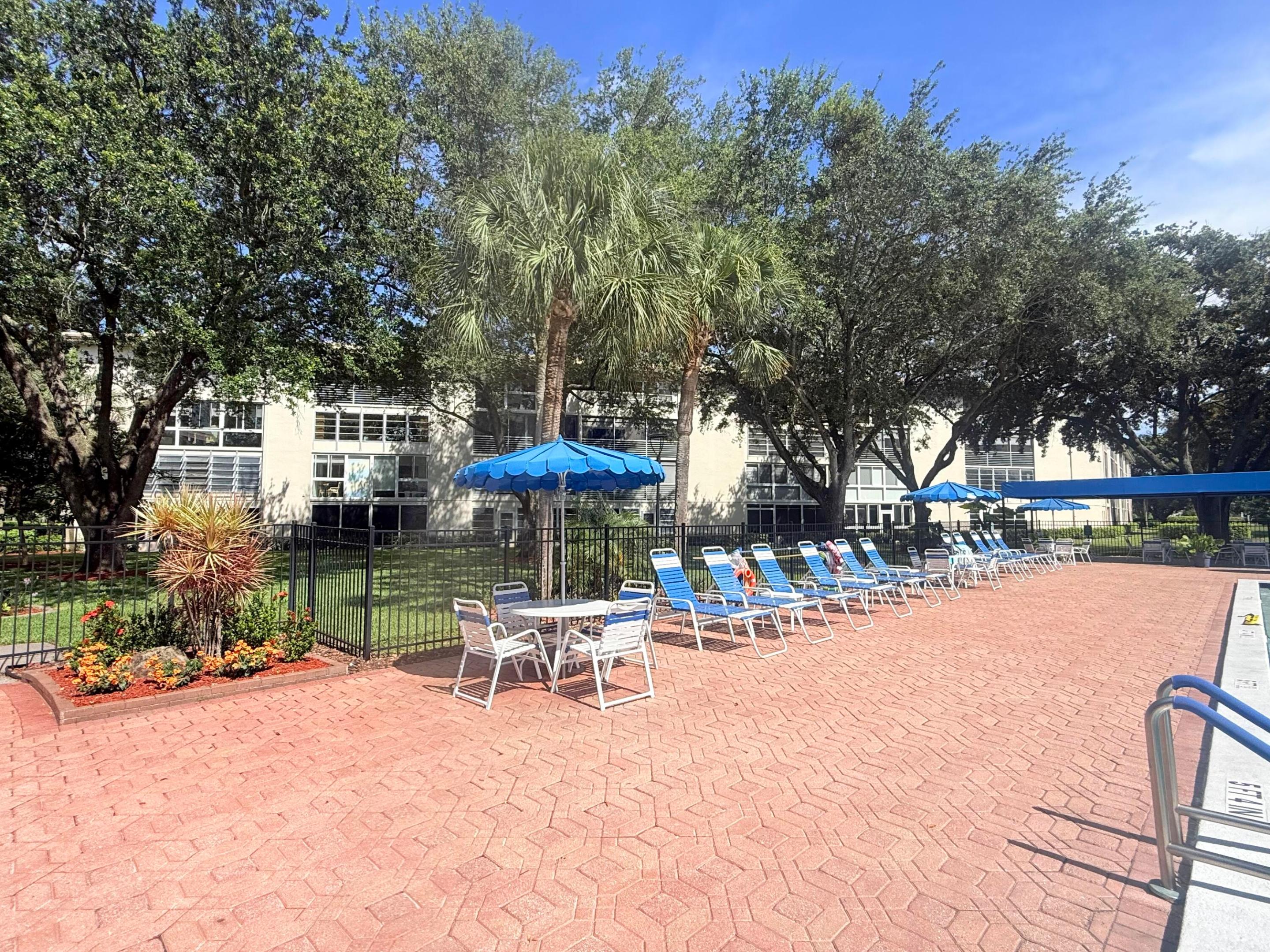 LUCAYA VILLAGE 1-B CONDO - Residential