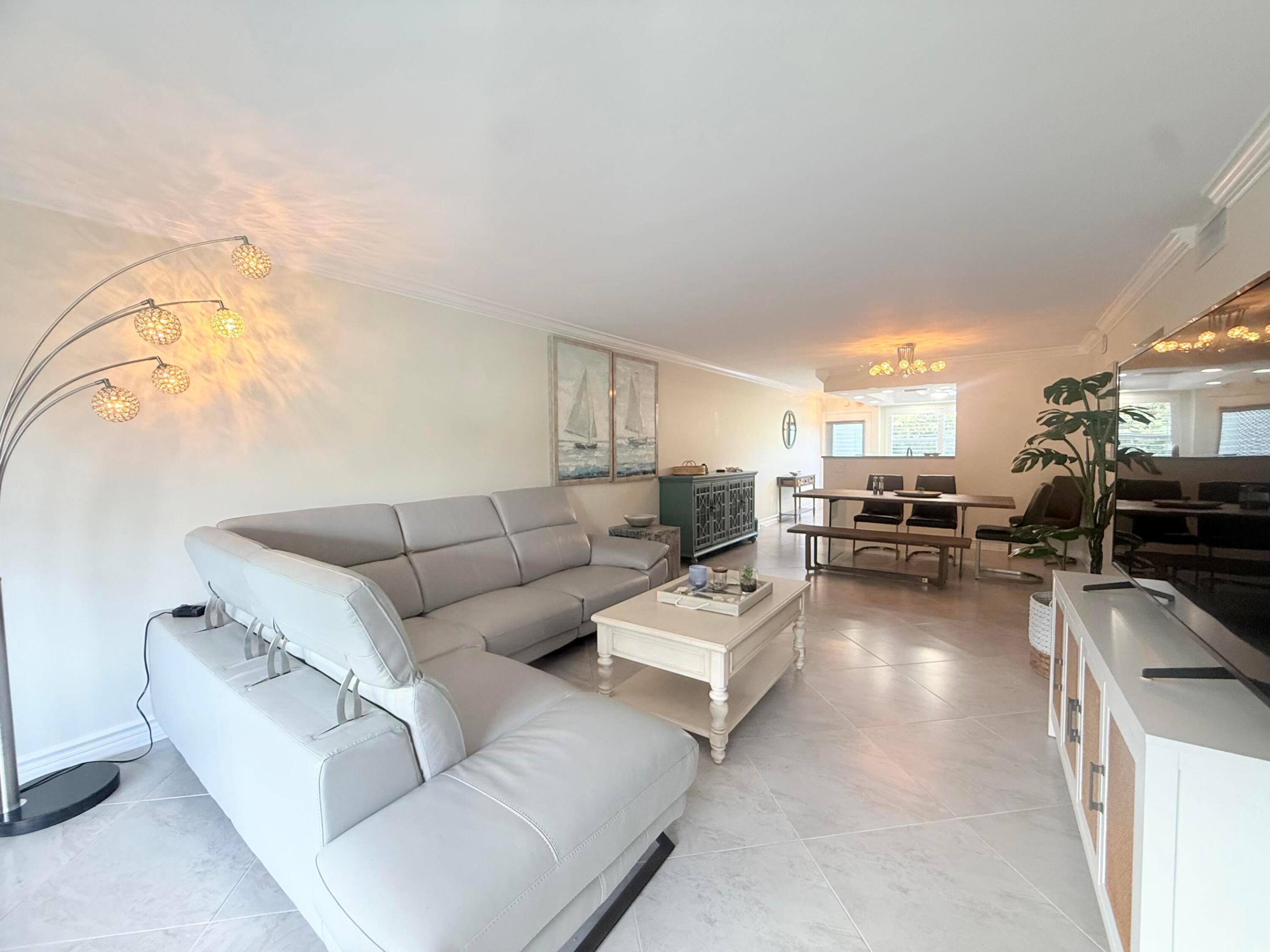 LUCAYA VILLAGE 1-B CONDO - Residential