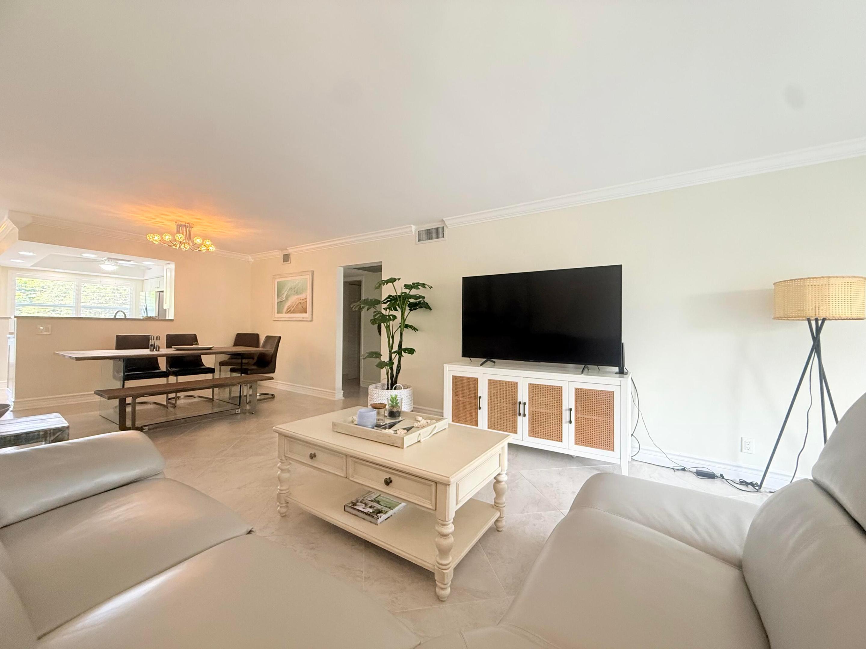 LUCAYA VILLAGE 1-B CONDO - Residential