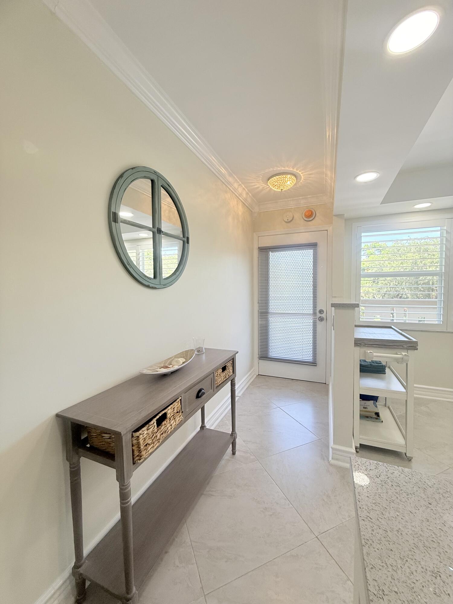 LUCAYA VILLAGE 1-B CONDO - Residential