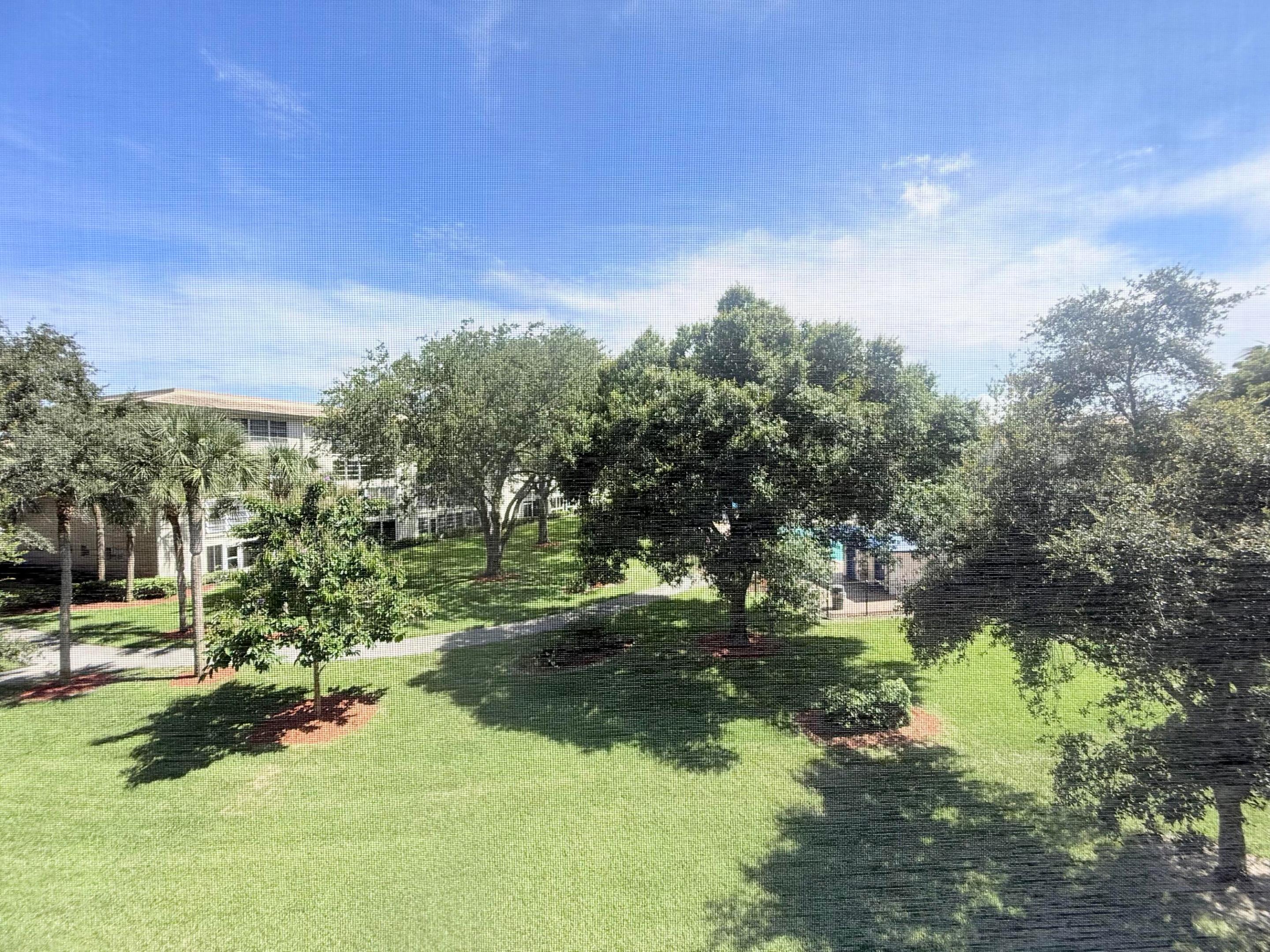 LUCAYA VILLAGE 1-B CONDO - Residential