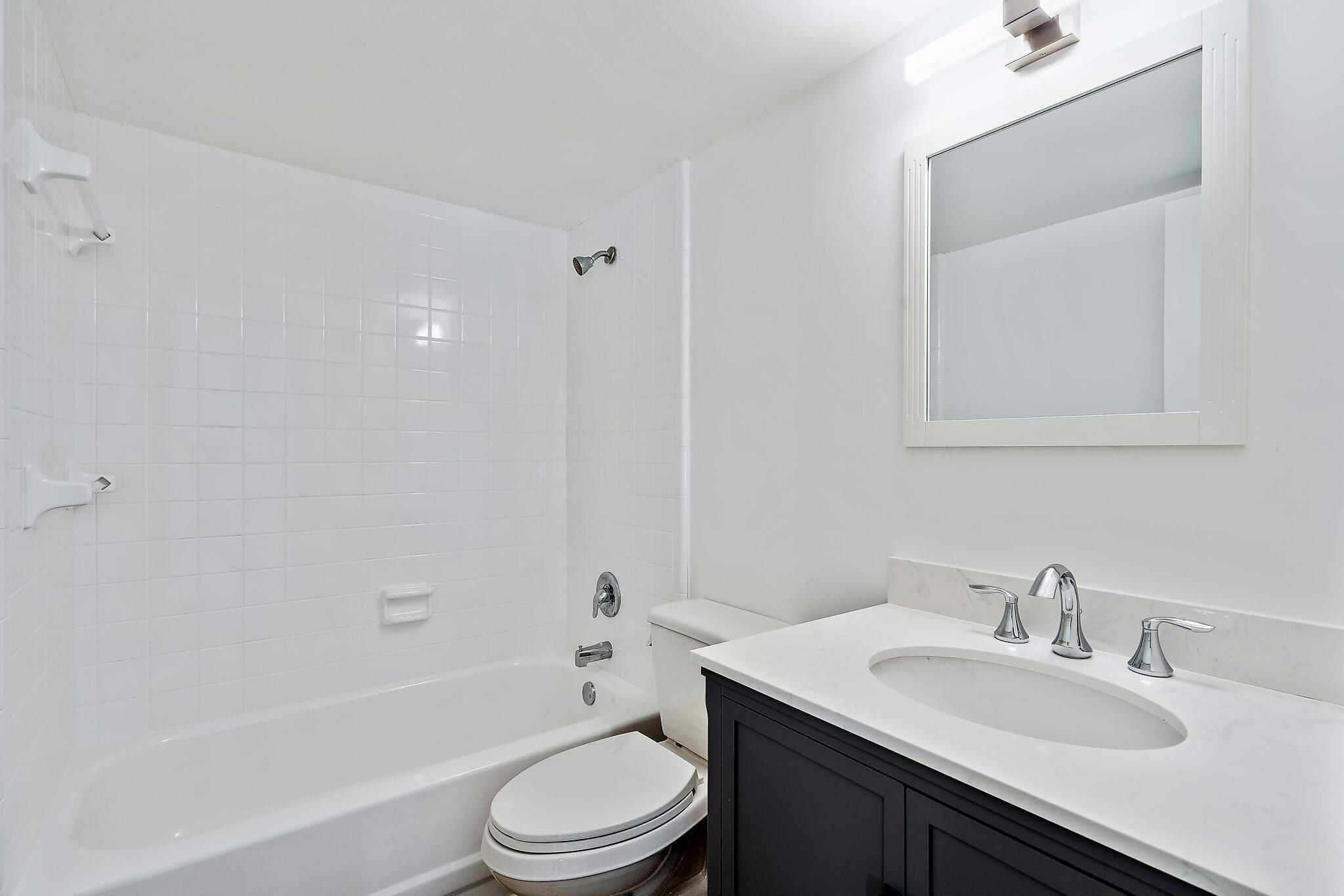NORTH PALM BEACH VILLAGE OF 3 - Residential Lease