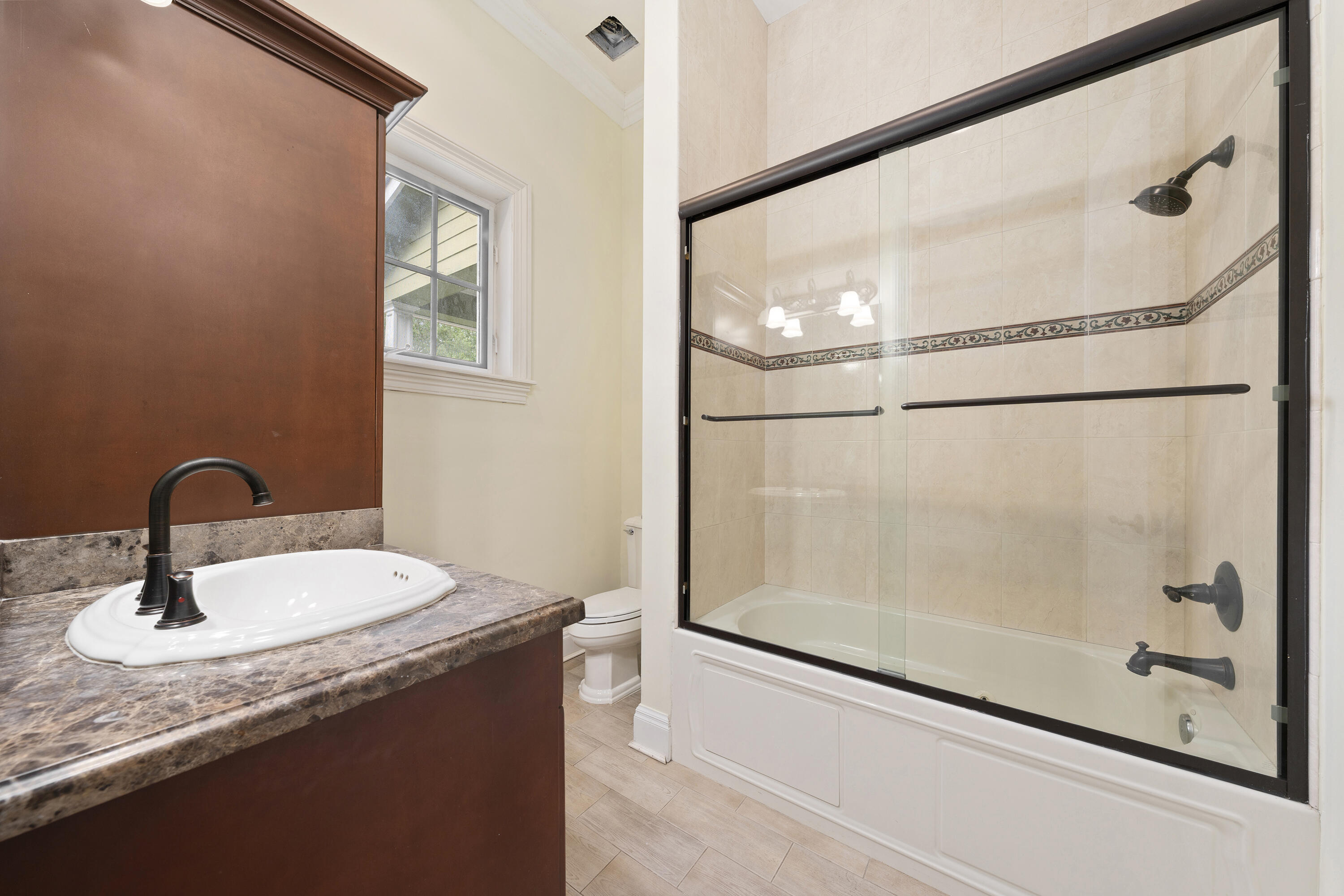 HICKS ESTATES - Residential