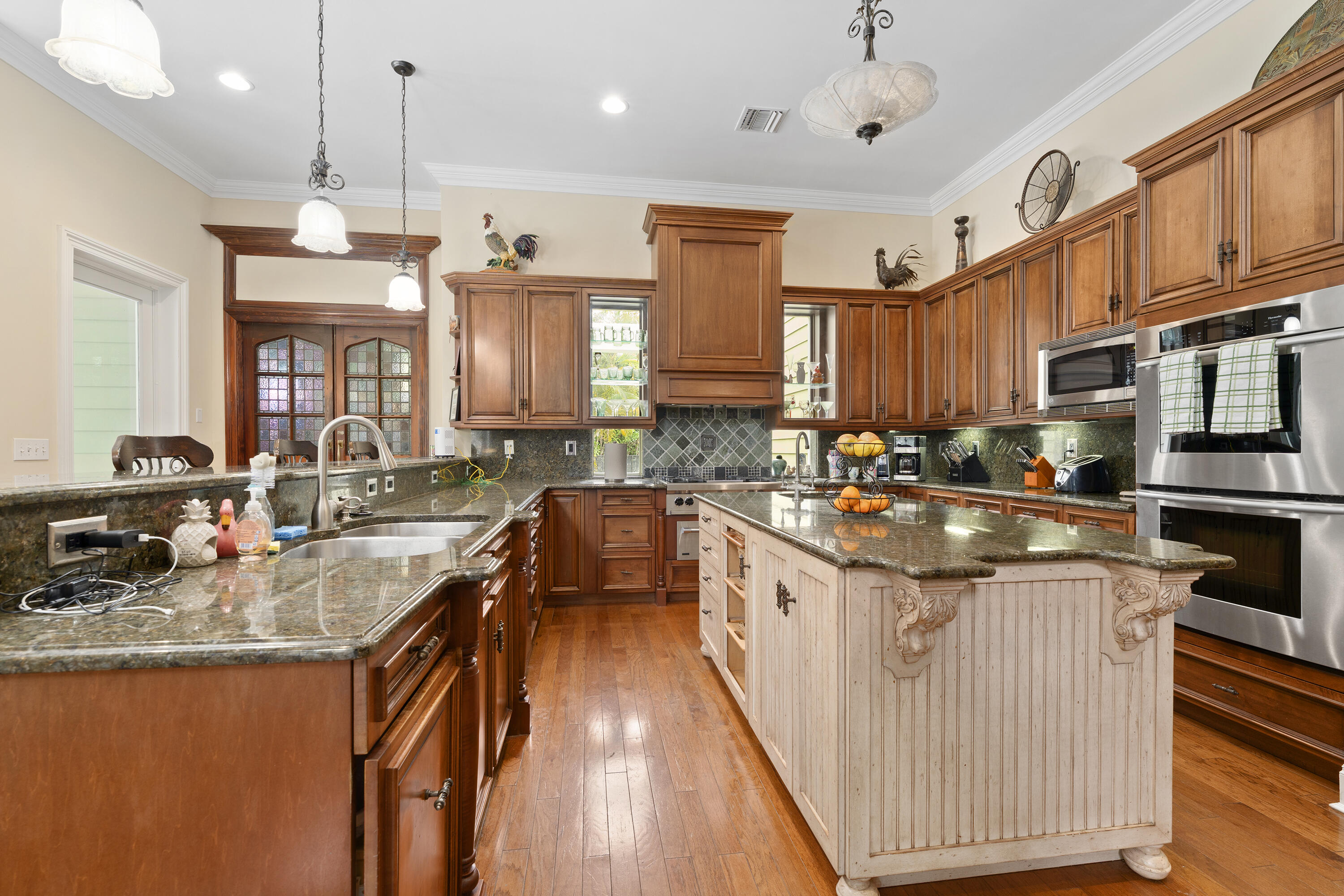 HICKS ESTATES - Residential