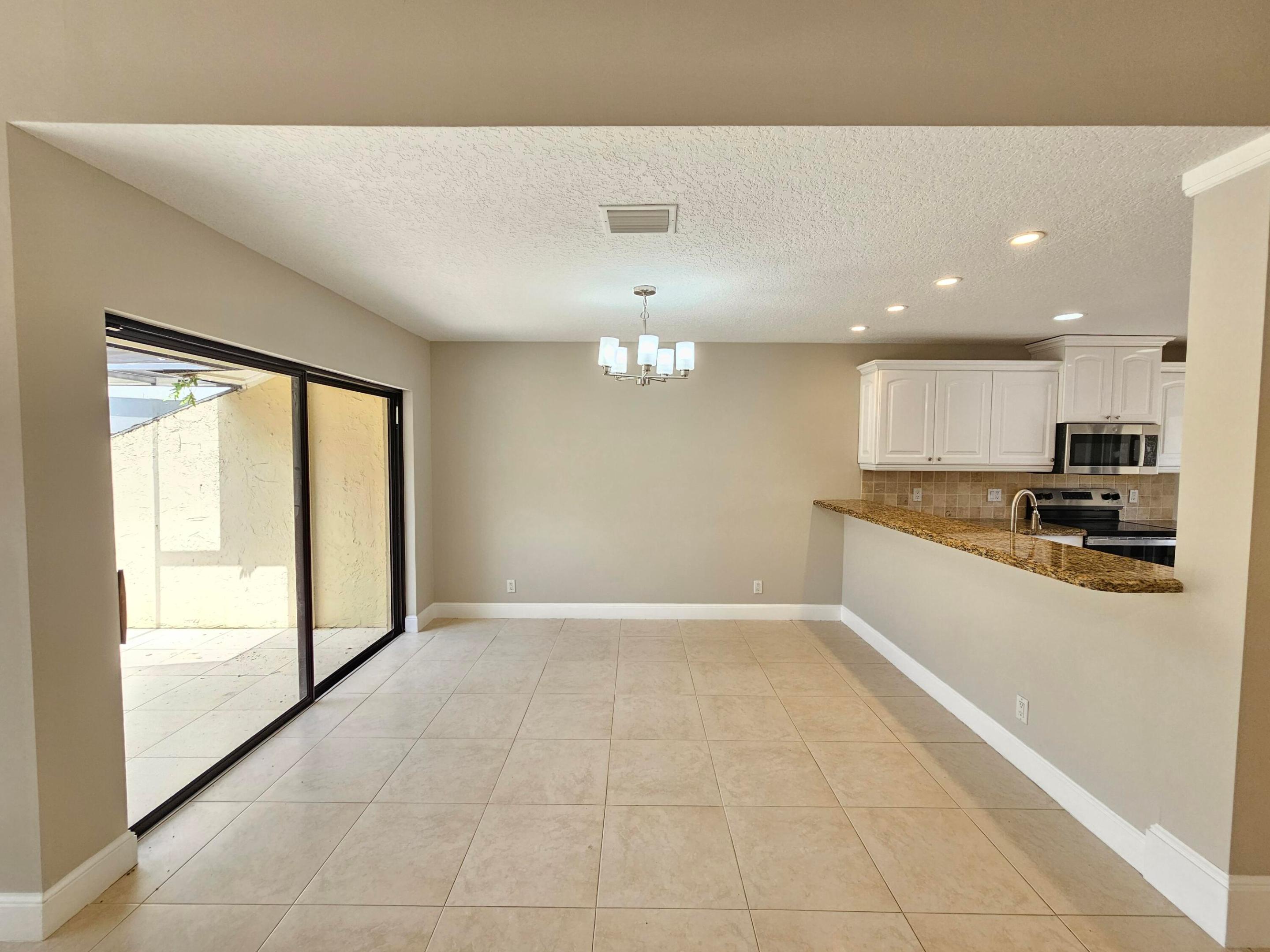 CAPE POINTE OF JONATHANS LANDING - Residential
