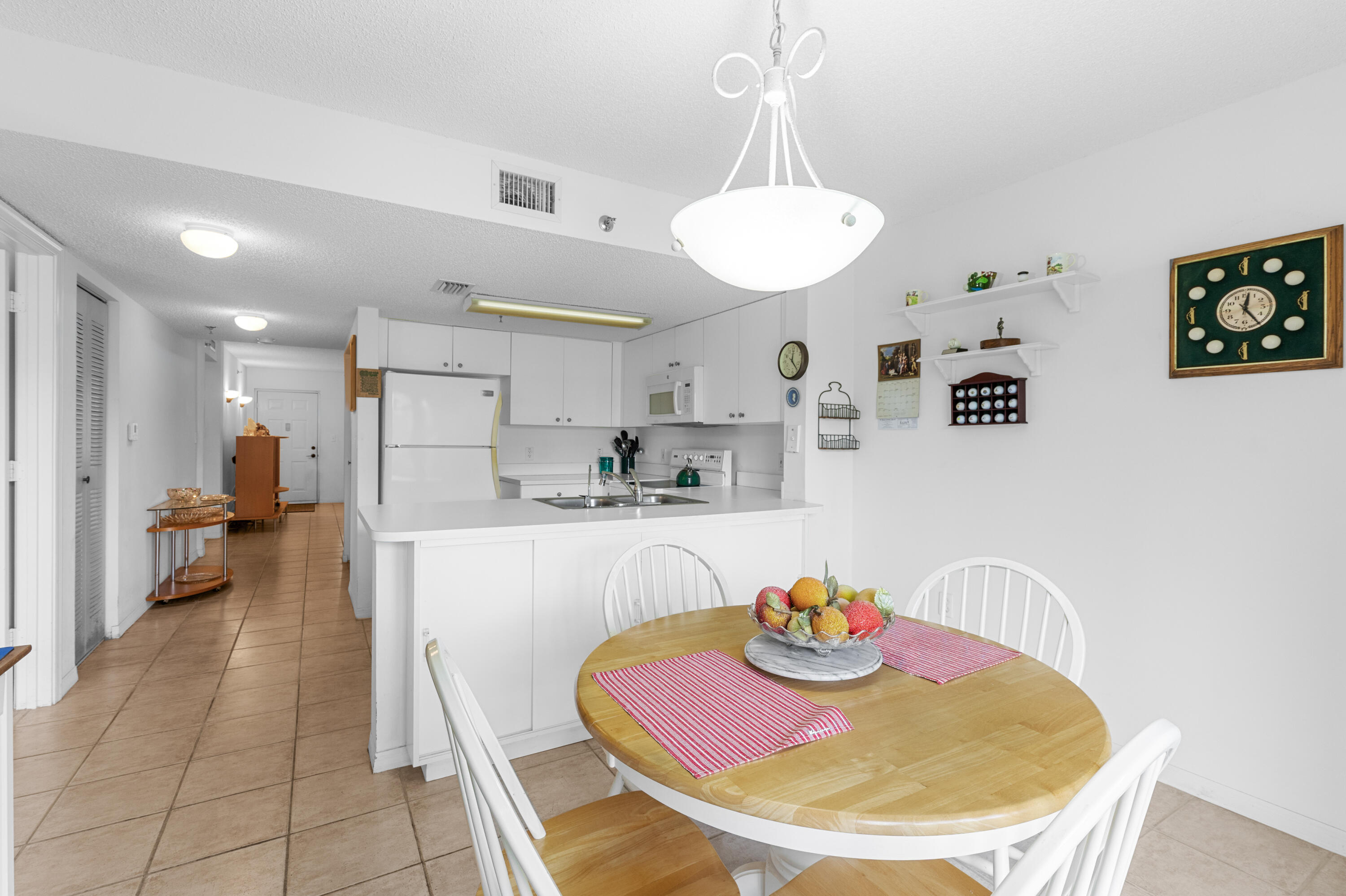 TANGERINE CONDOMINIUM SEVEN - Residential