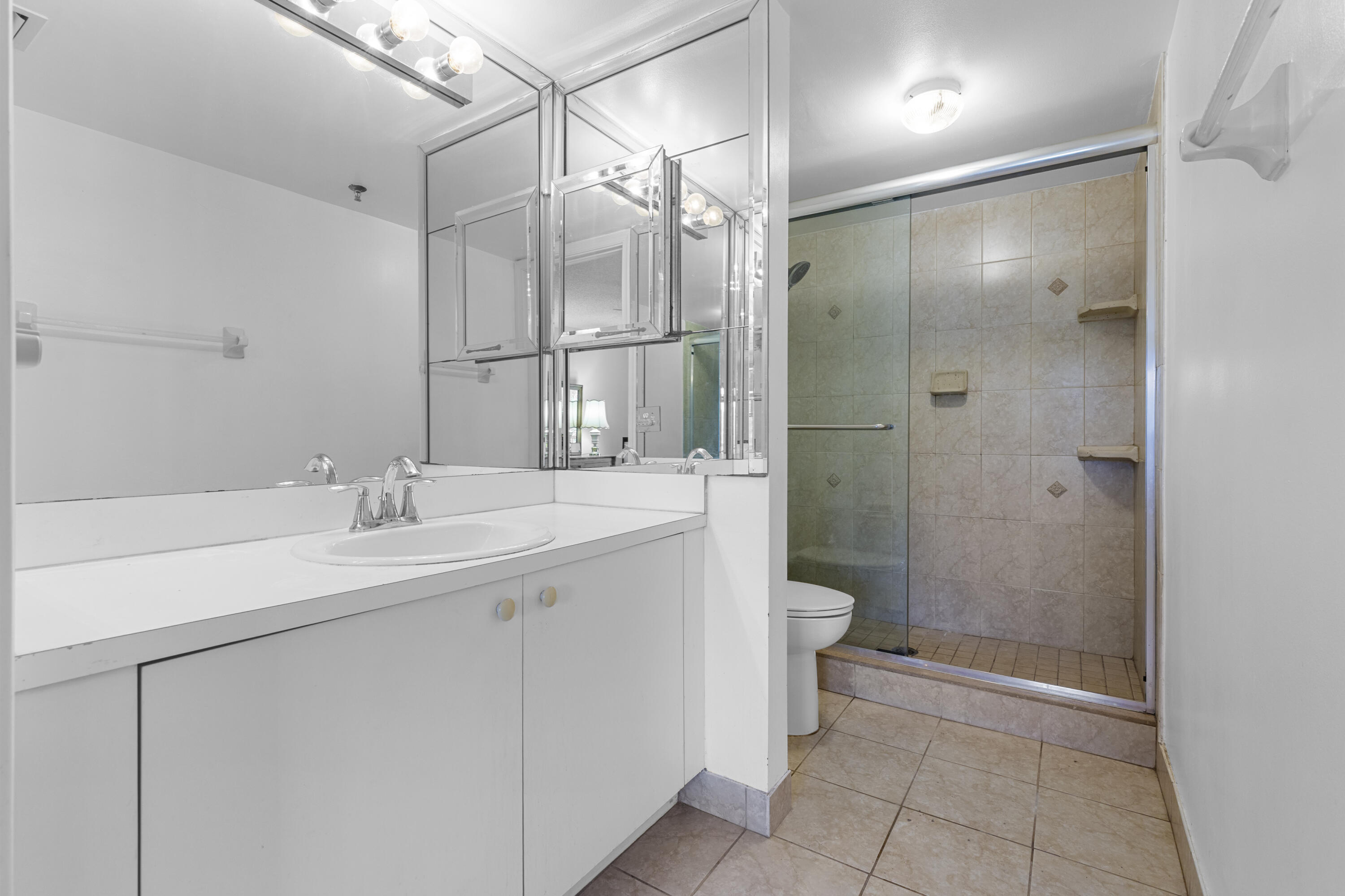 TANGERINE CONDOMINIUM SEVEN - Residential